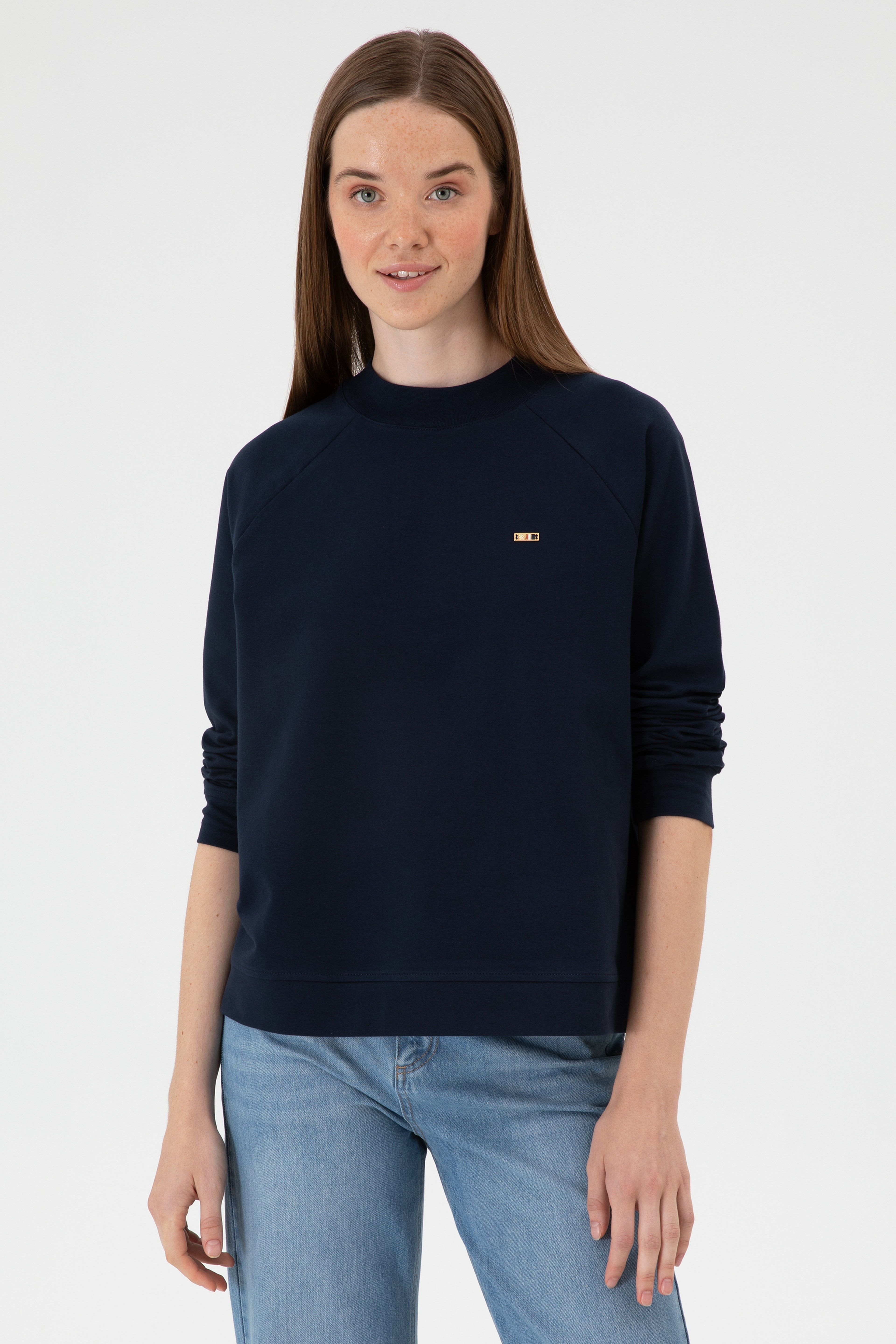 Kadın Lacivert Regular Bisiklet Yaka Basic Sweatshırt