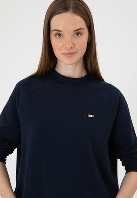 Kadın Lacivert Regular Bisiklet Yaka Basic Sweatshırt - 50313610015