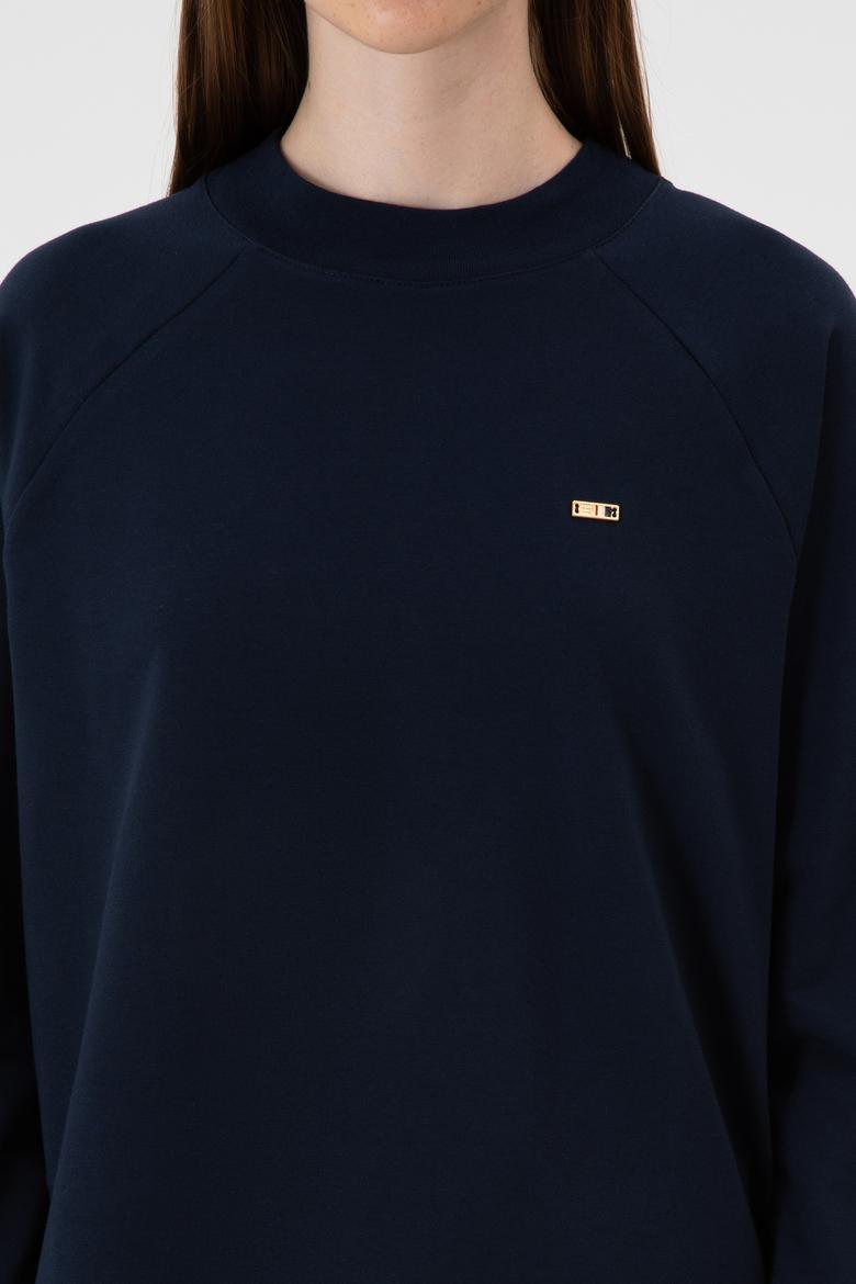 Kadın Lacivert Regular Bisiklet Yaka Basic Sweatshırt - 50313610015