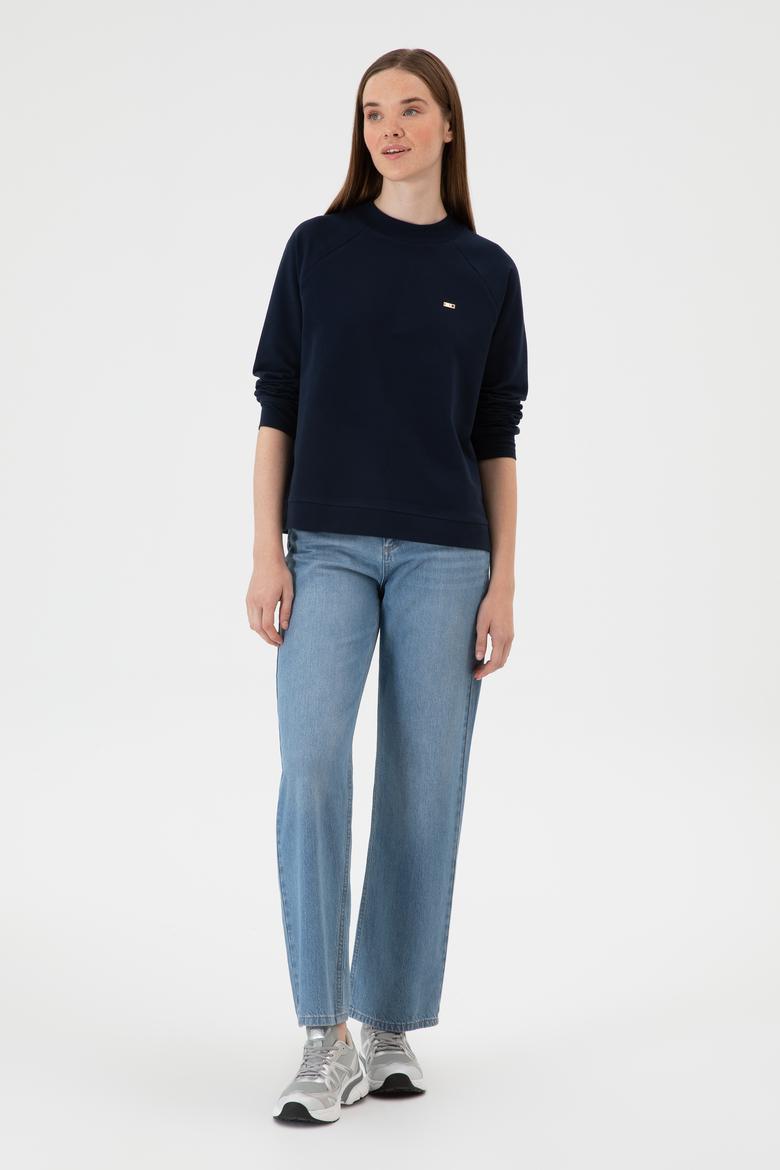 Kadın Lacivert Regular Bisiklet Yaka Basic Sweatshırt - 50313610015