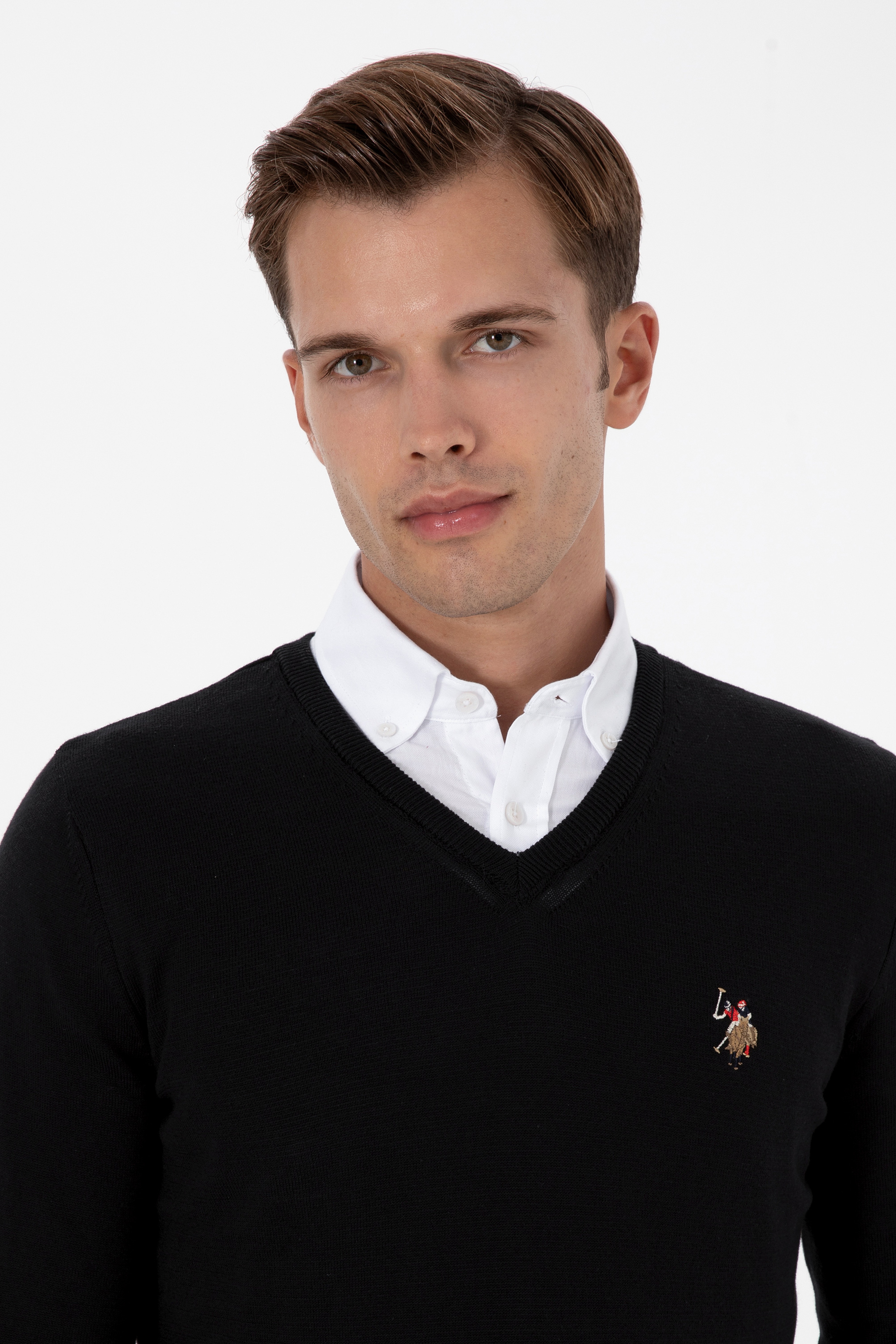 Erkek Slim Fit V Yaka Siyah Basic Kazak - Image 2