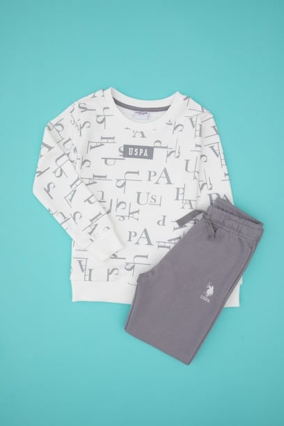 Erkek Çocuk Beyaz Pijama Takımı