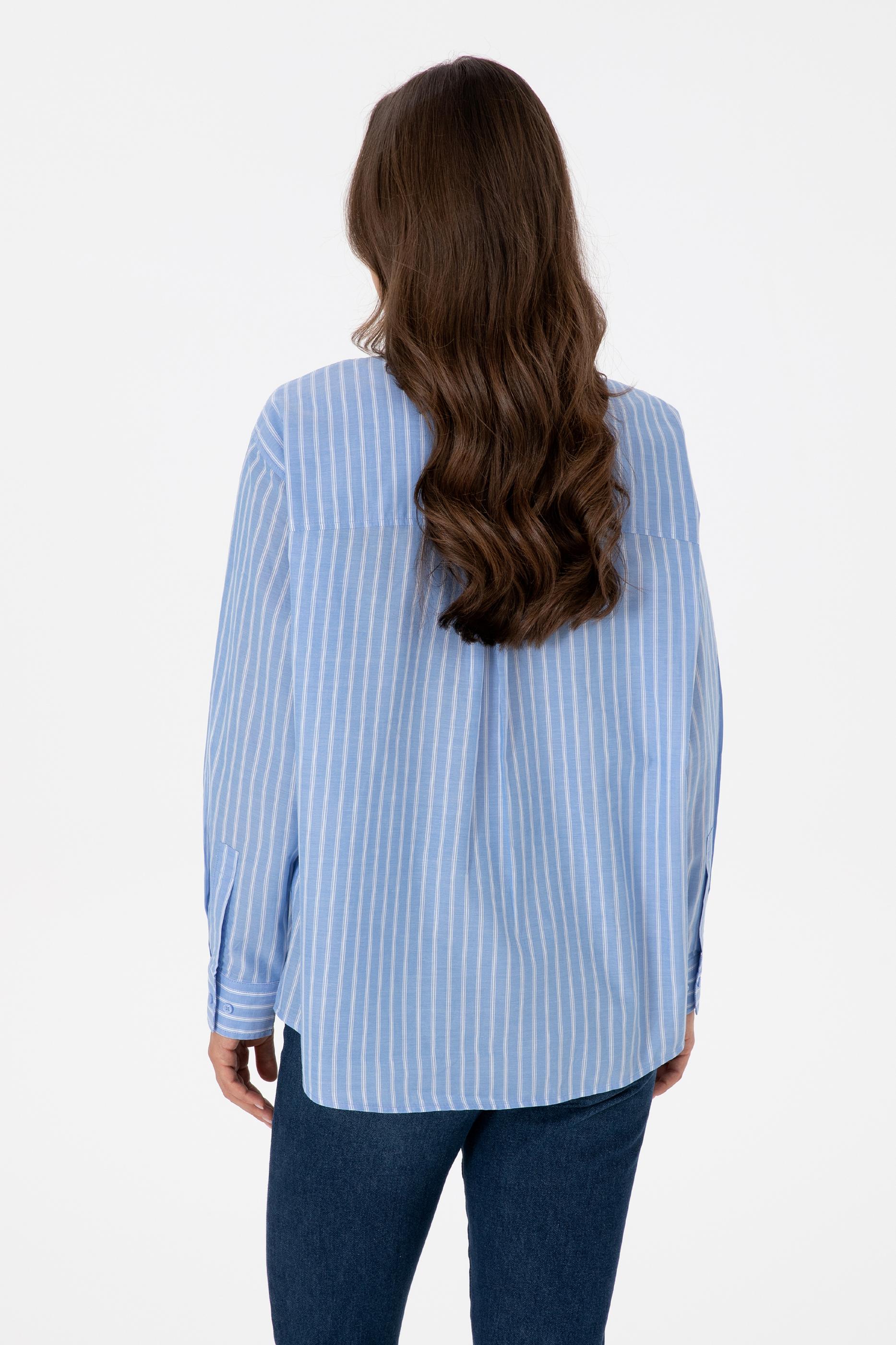 Kadın Açık Mavi Çizgilli Uzun Kollu Gömlek