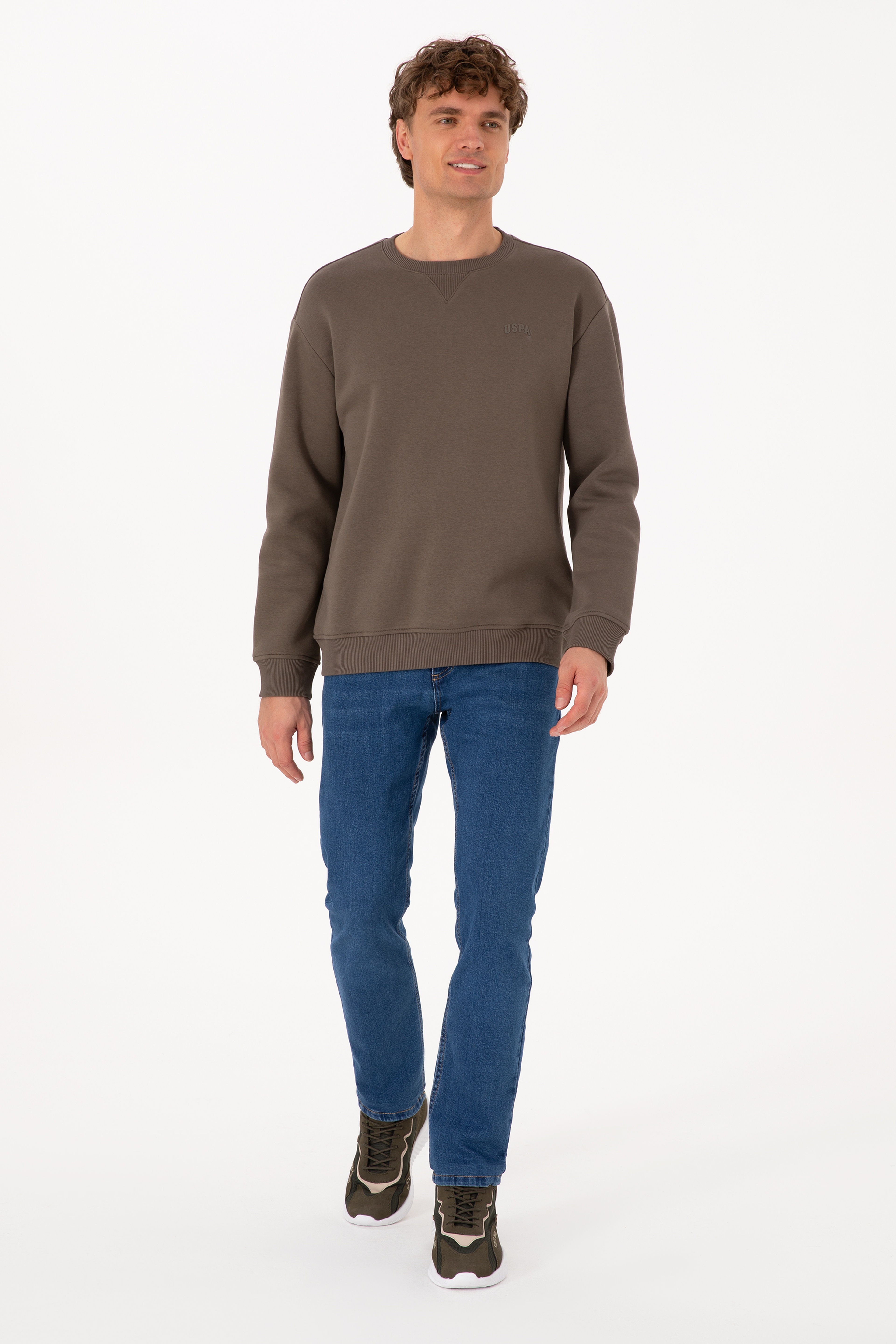 Erkek Comfort Fit Bisiklet Yaka Şardonlu Vizon Basic Sweatshirt - Image 4