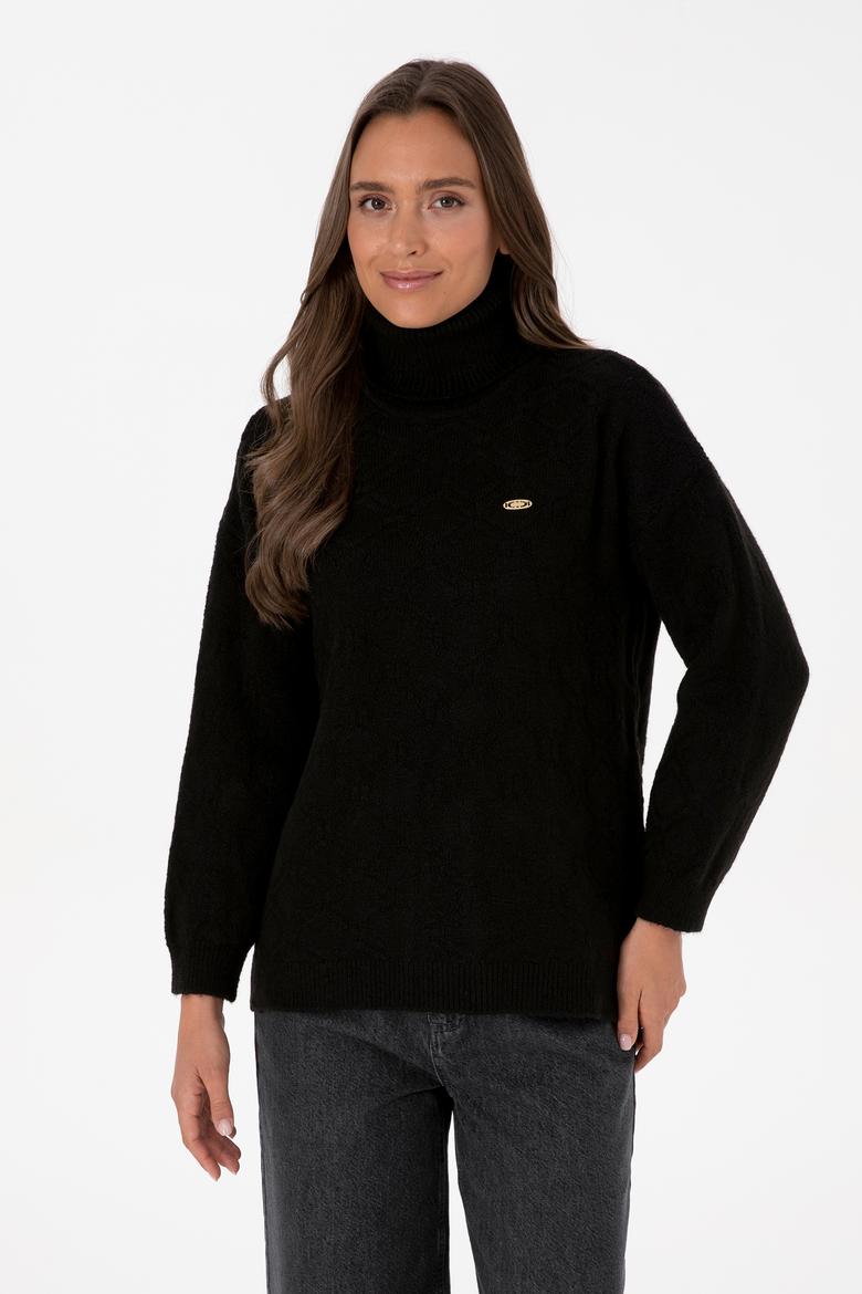 Kadın Siyah Boğazlı Kazak