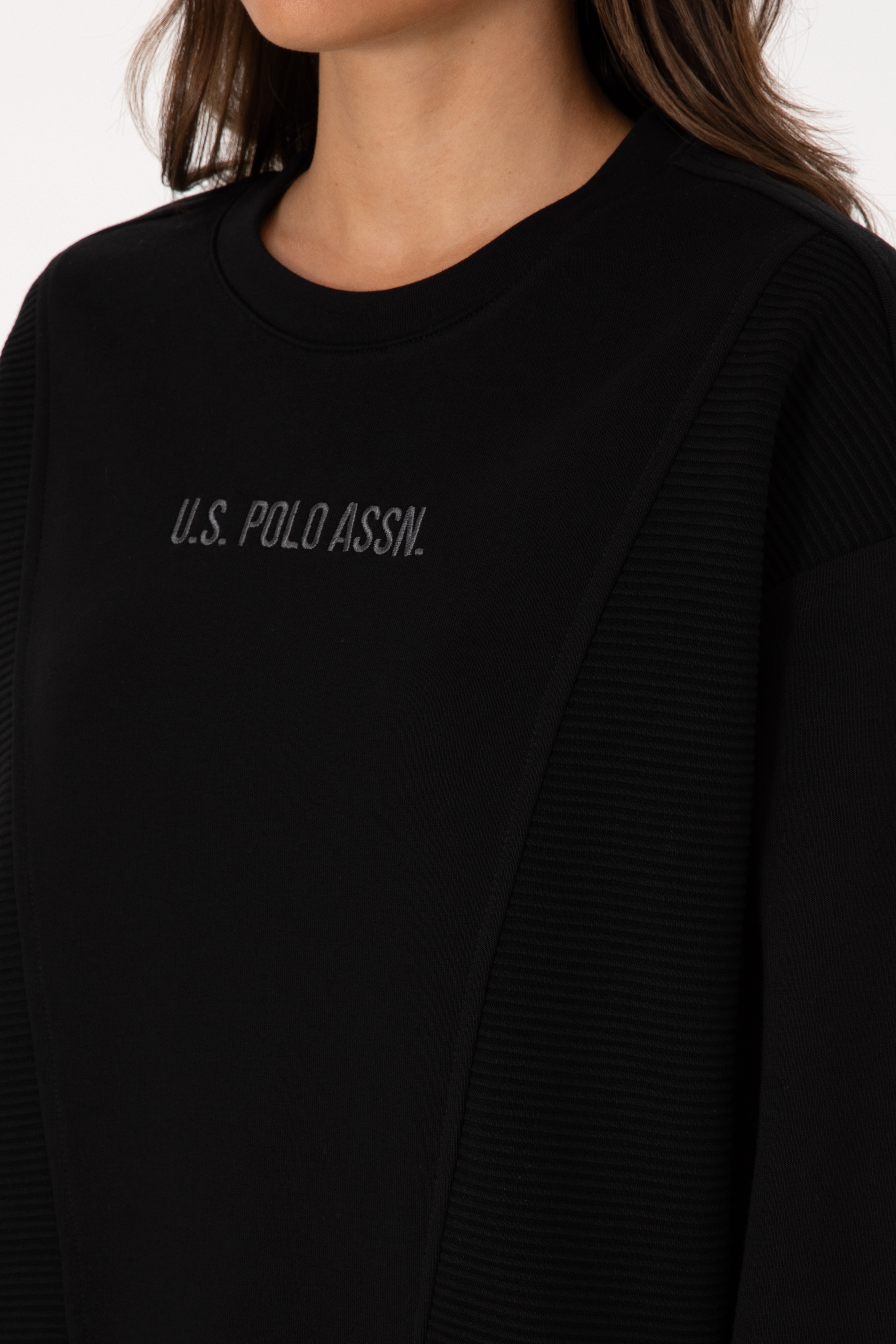 Kadın Siyah Bisiklet Yaka Sweatshirt - Image 7