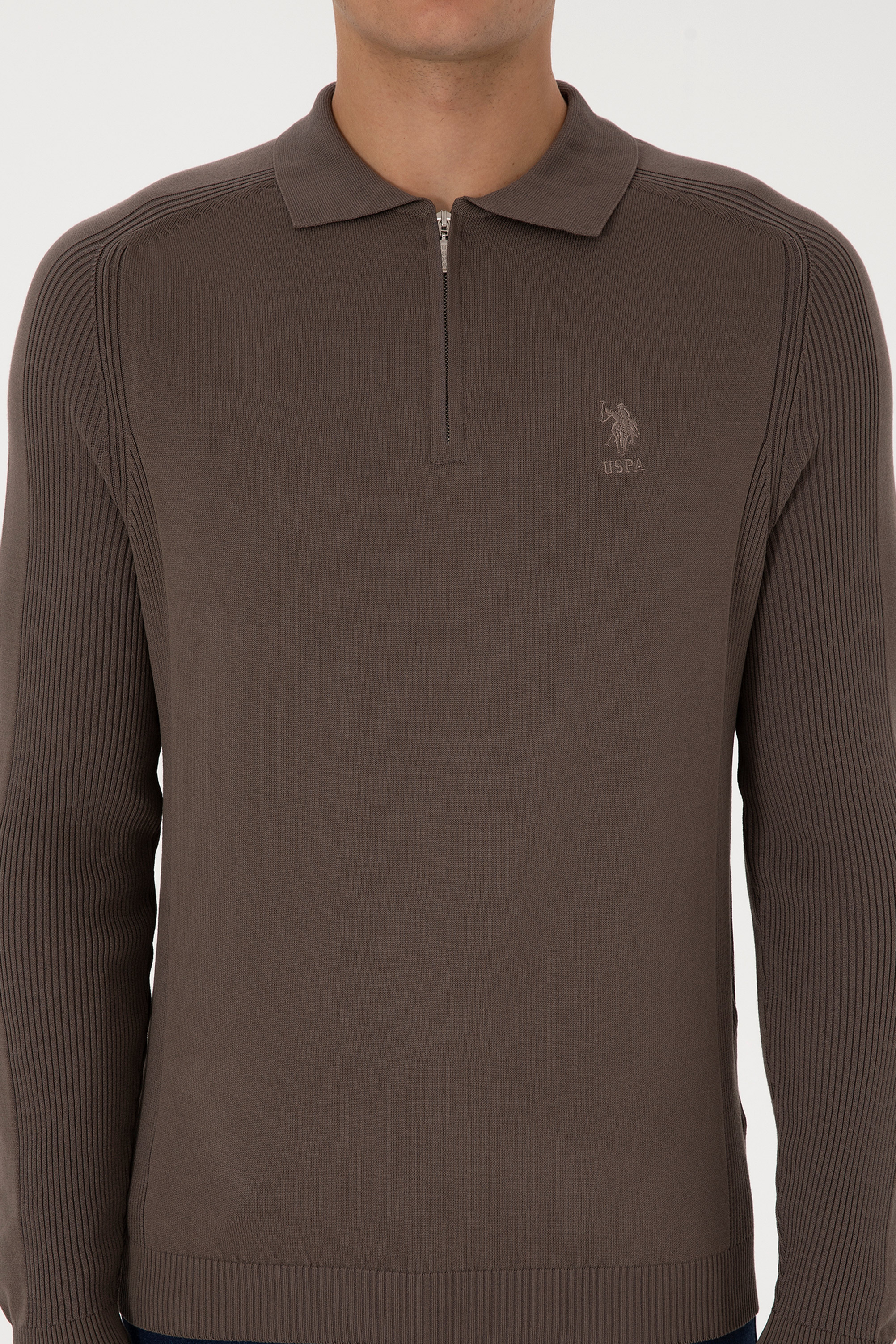 Erkek Slim Fit Yarım Fermuarlı Polo Yaka Vizon Kazak - Image 6