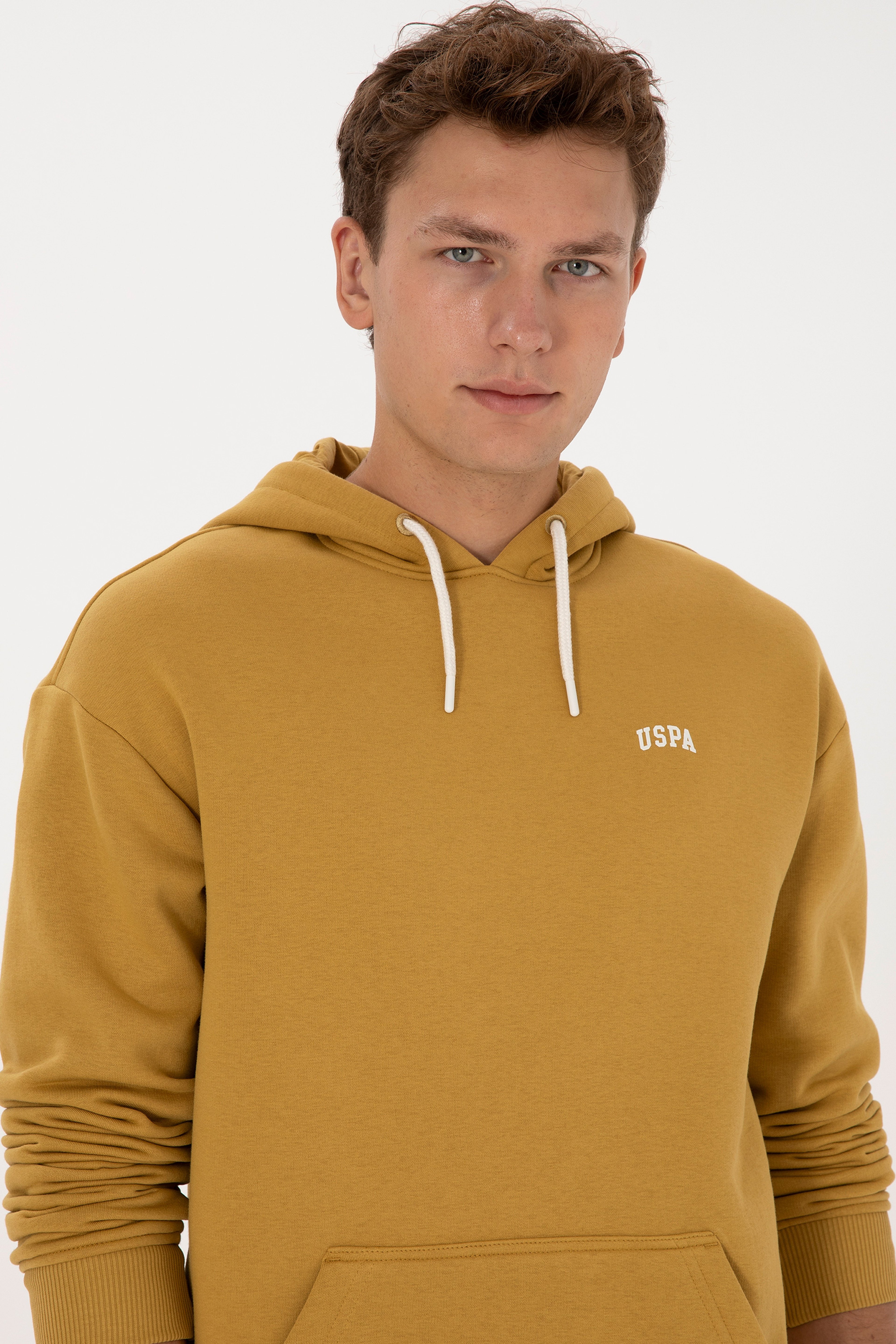 Erkek Oversize Fit Kapüşonlu Şardonlu Hardal Basic Sweatshirt - Image 2