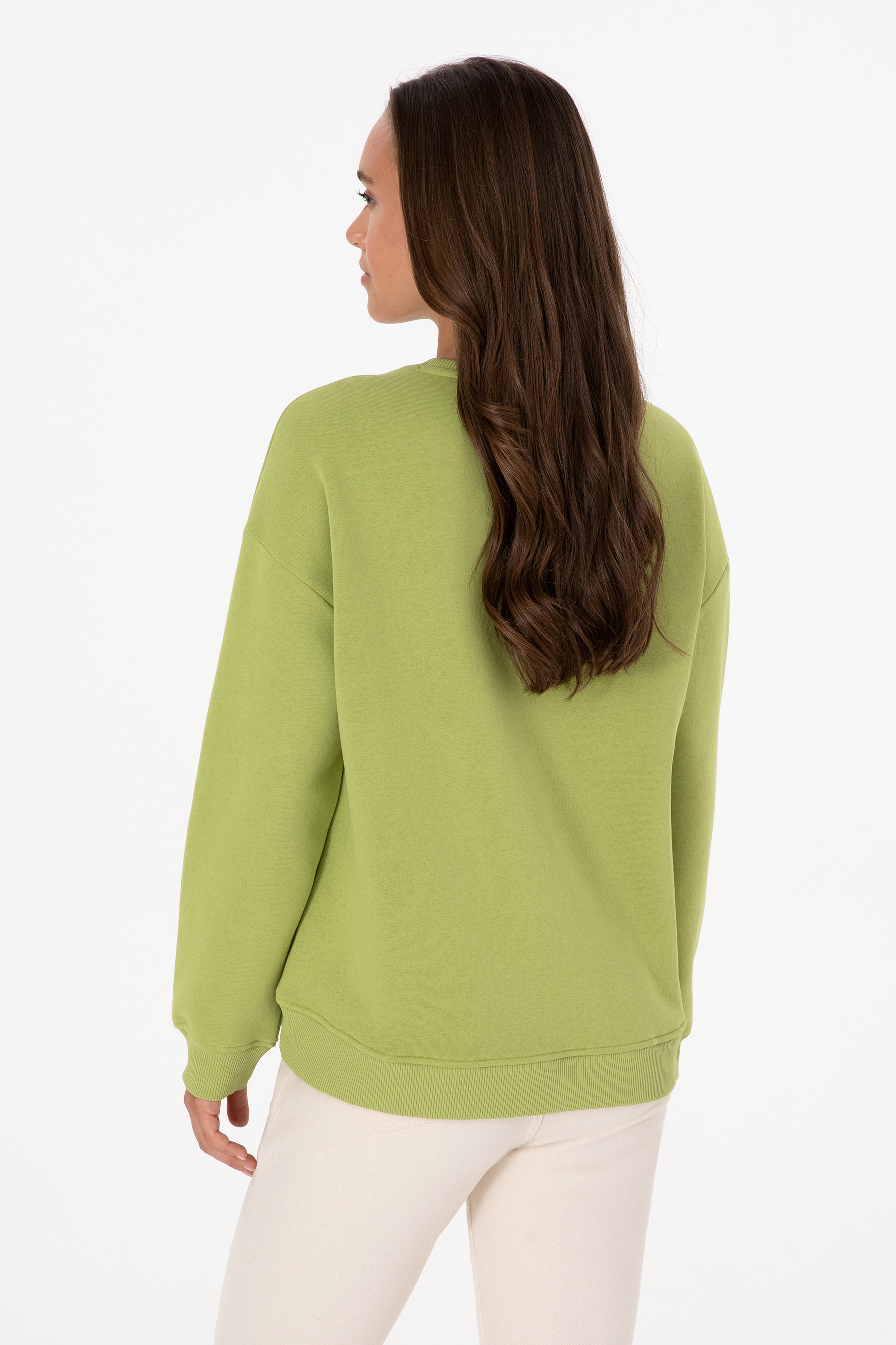 Kadın Fıstık Yeşili Şardonlu Bisiklet Yaka Basic Sweatshırt - Image 5