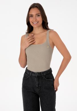 Kadın Açık Haki Kare Yaka Kazak - 50314626005