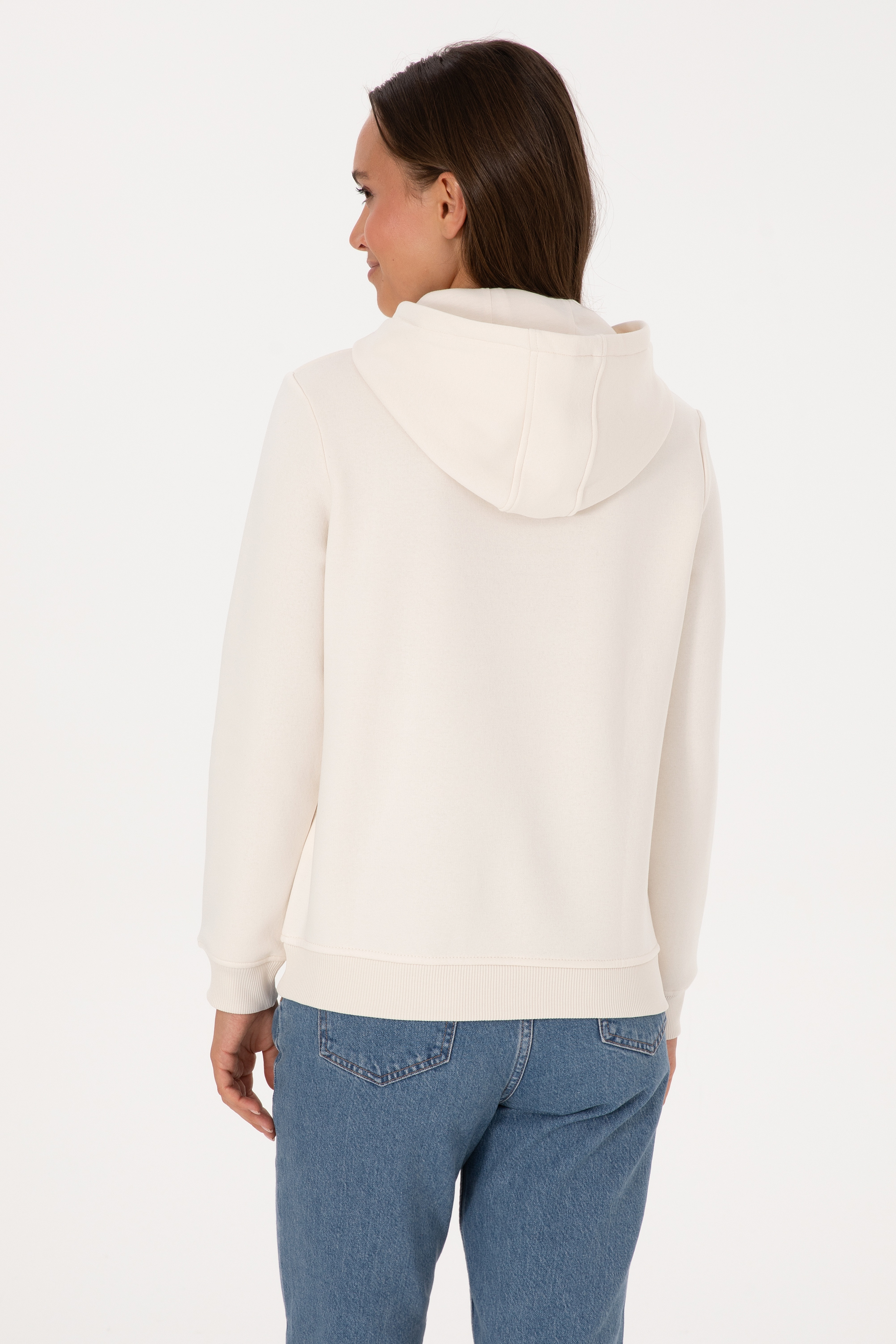 Kadın Krem Şardonlu Kapüşonlu Basic Sweatshirt - Image 5