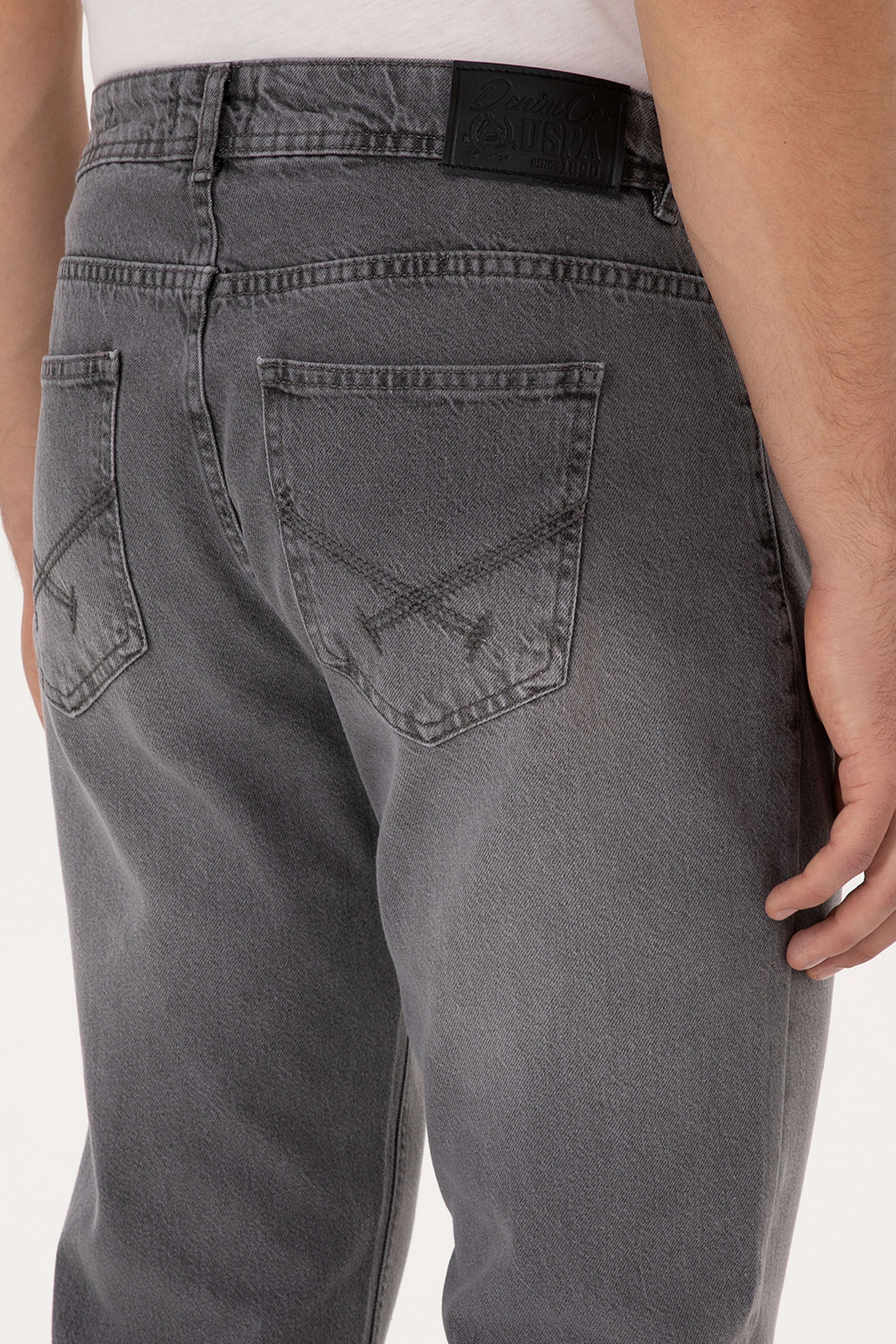 Erkek Gri Straight Fit Jean Pantolon