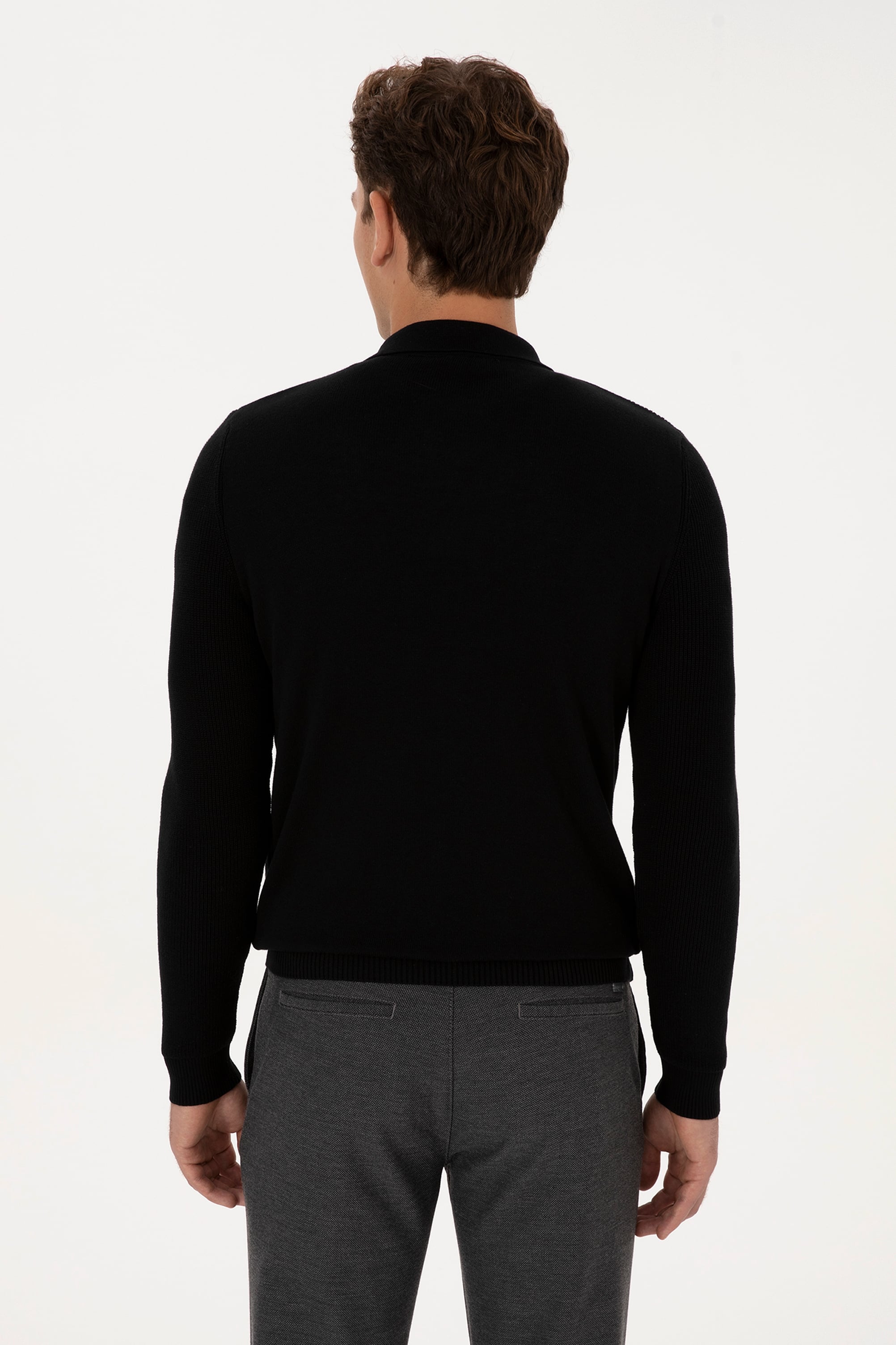 Erkek Regular Fit Yarım Fermuarlı Siyah Basic Kazak