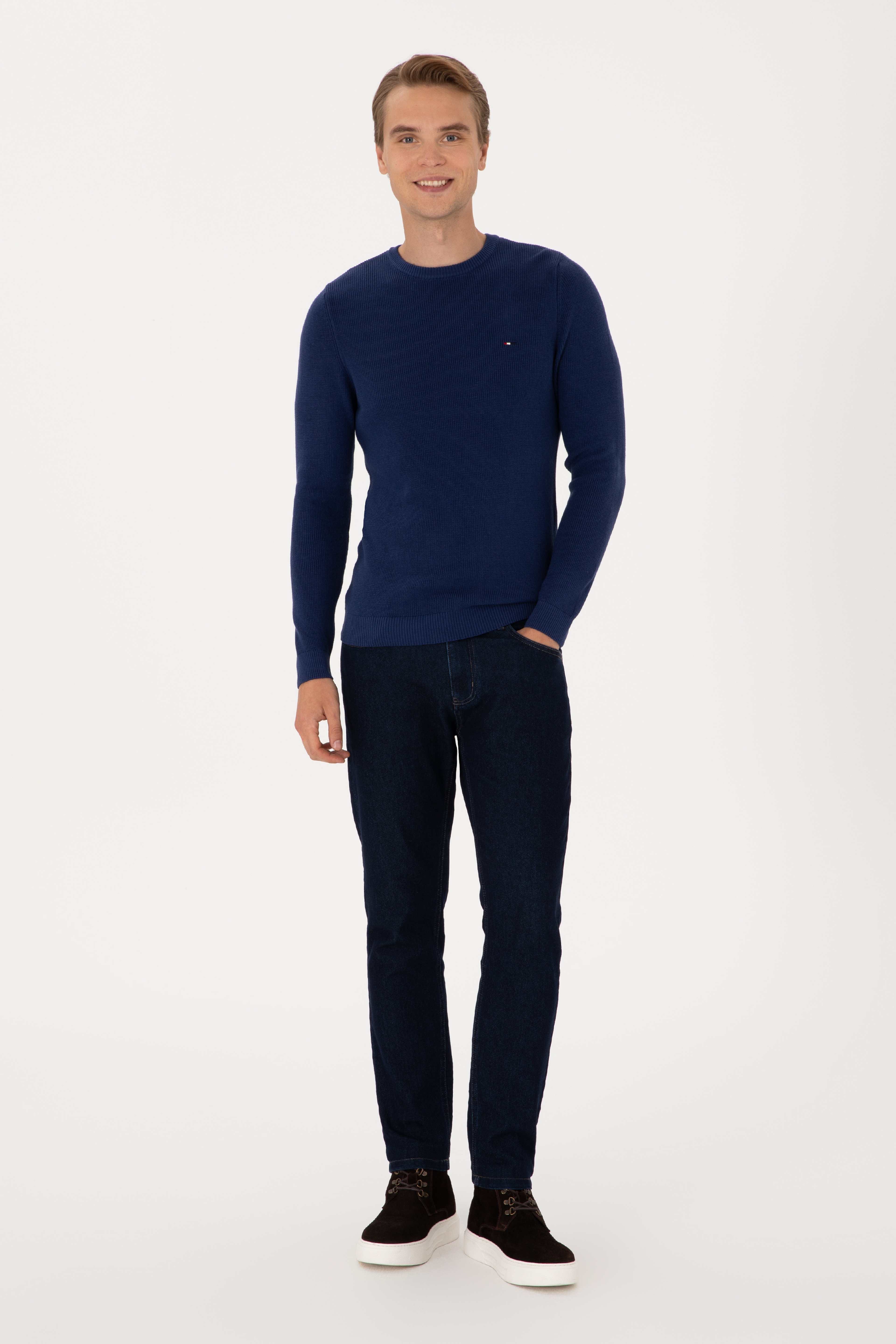 Erkek Slim Fit Bisiklet Yaka İndigo Basic Kazak - Image 4