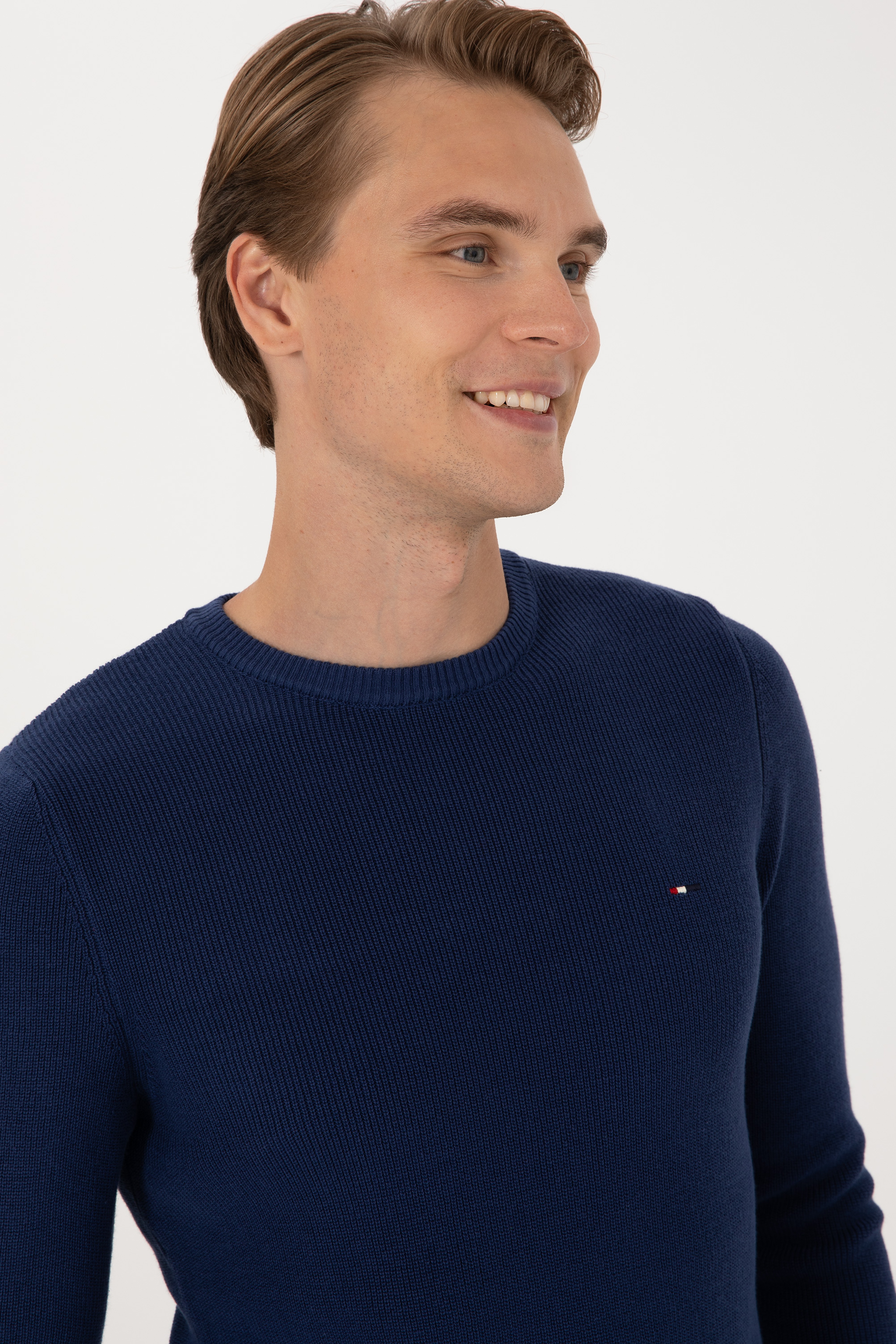 Erkek Slim Fit Bisiklet Yaka İndigo Basic Kazak - Image 2