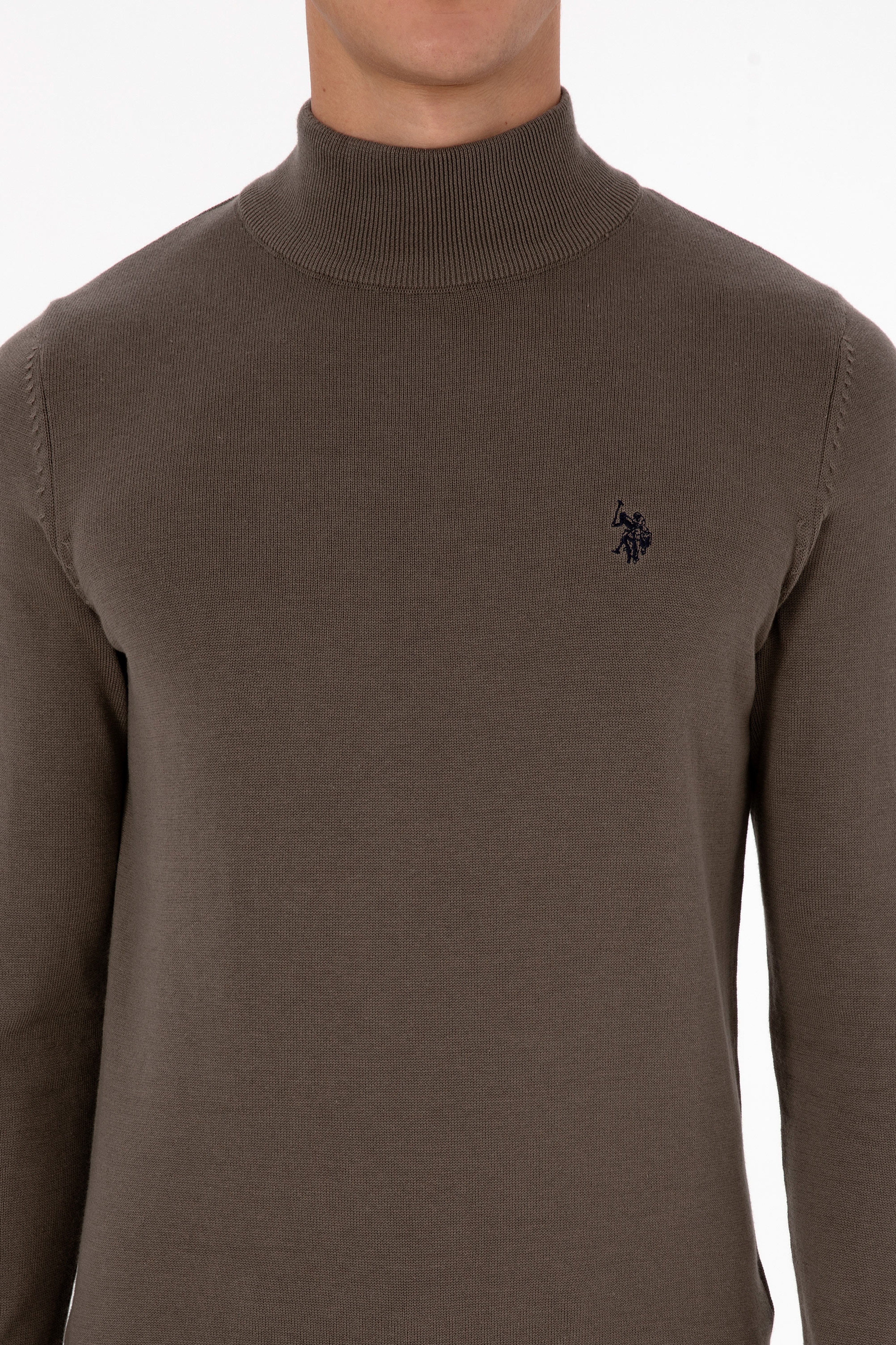Erkek Slim Fit Boğazlı Vizon Basic Kazak - Image 6