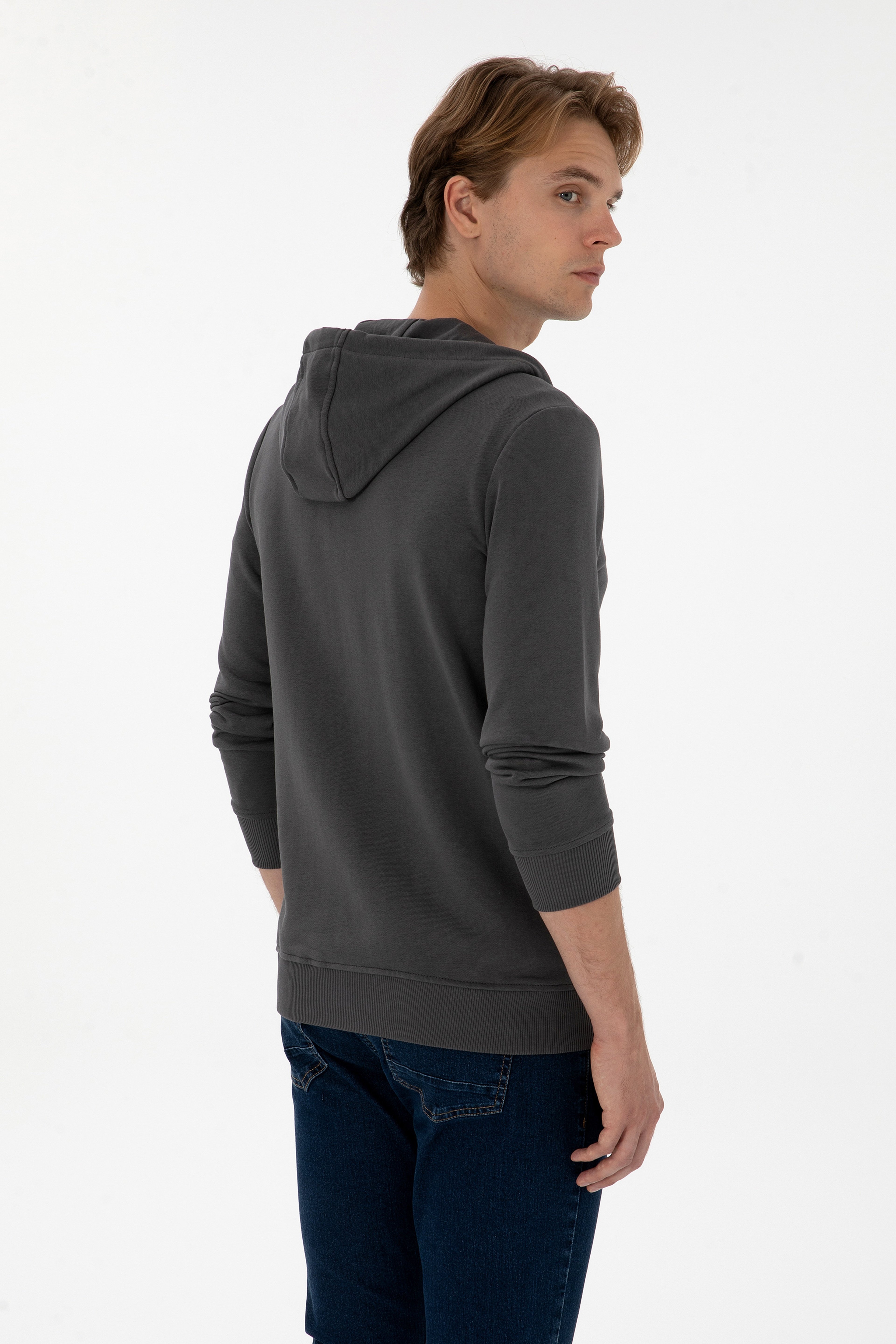 Erkek Regular Fit Fermuarlı Kapüşonlu Gri Örme Hırka - Image 5