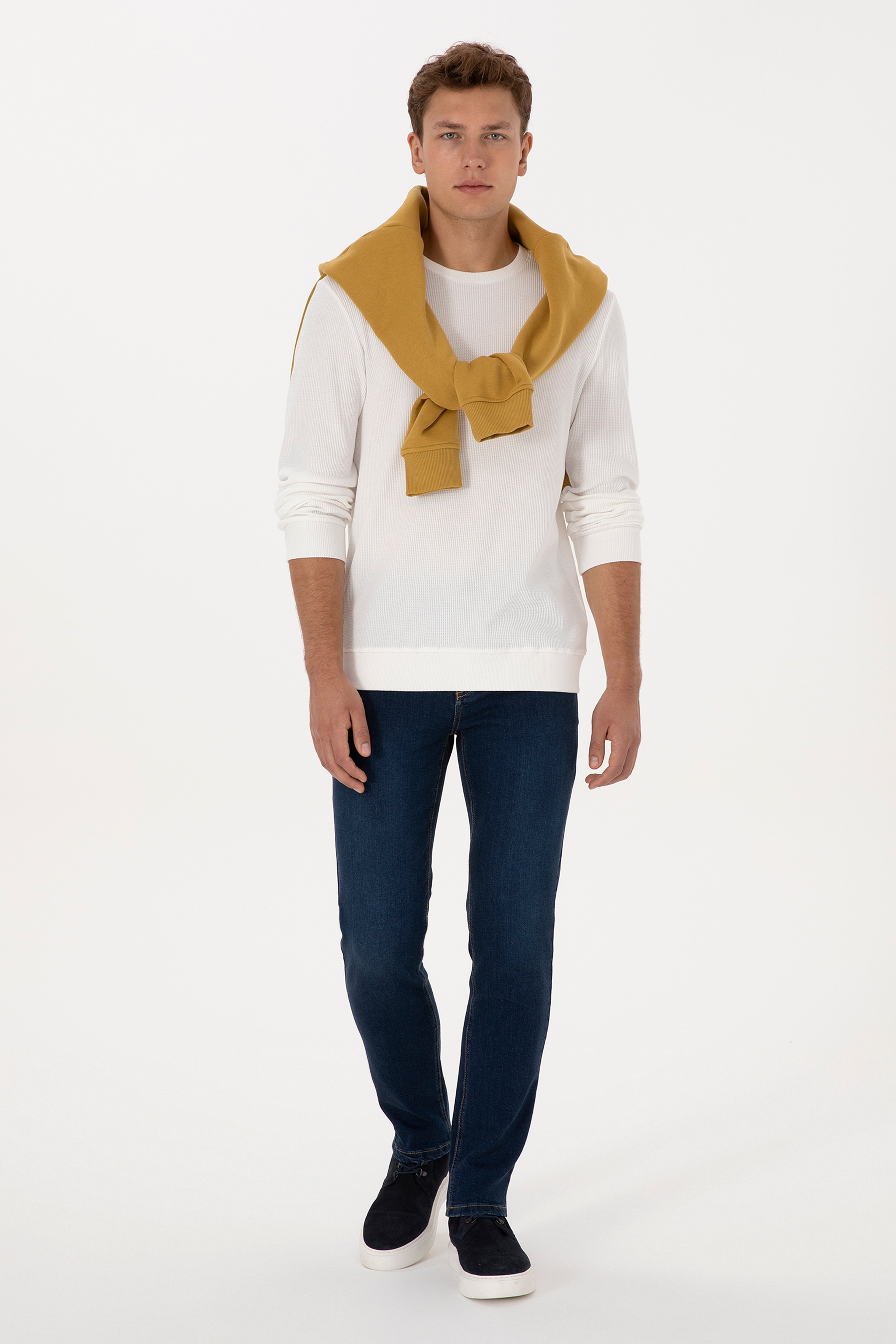 Erkek Regular Fit Bisiklet Yaka Beyaz Sweatshirt - Image 4