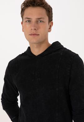 Erkek Regular Fit Kapüşonlu Yıkamalı Siyah İnce Sweatshirt - 50315493028