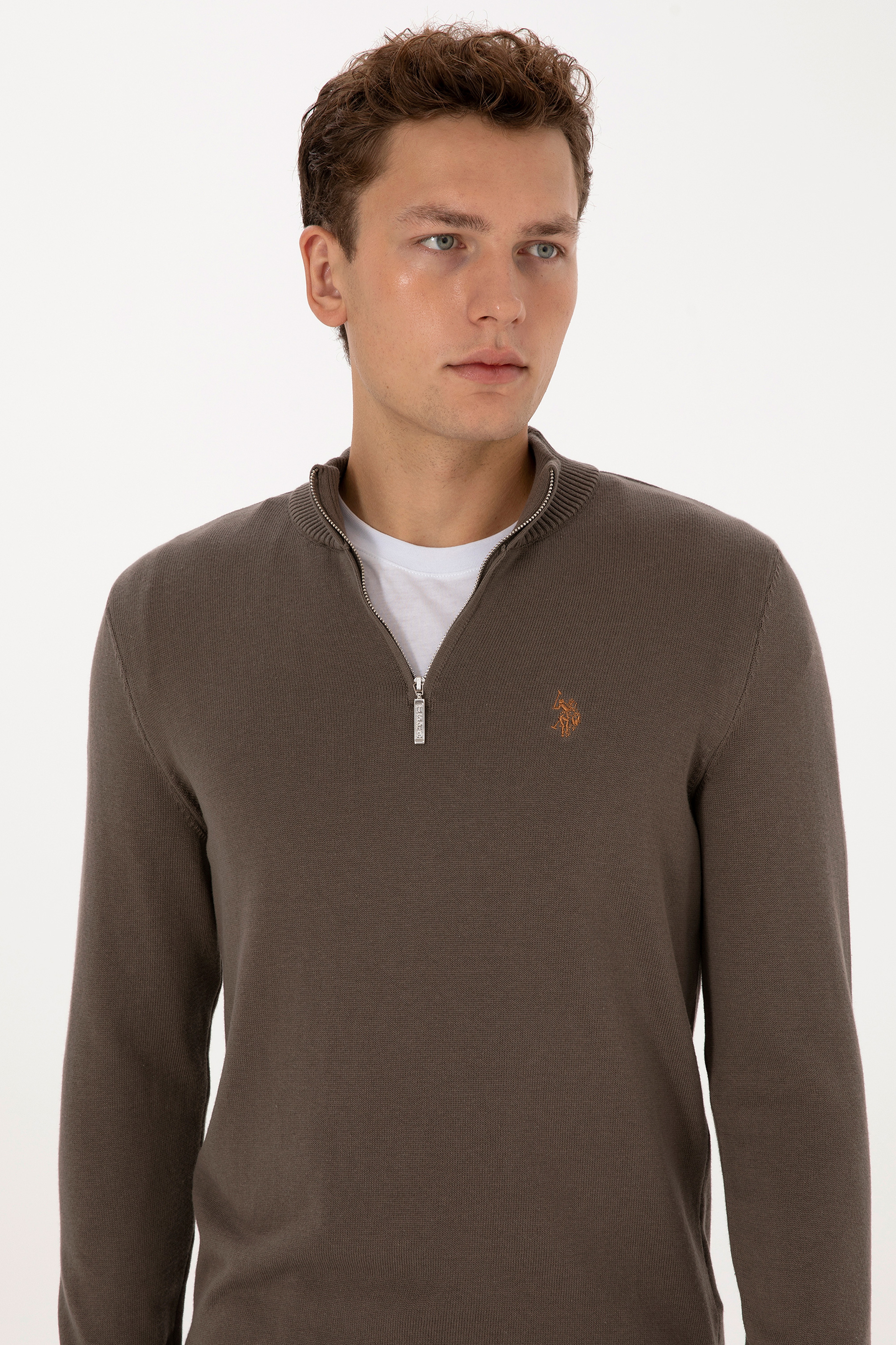 Erkek Slim Fit Yarım Fermuarlı Vizon Basic Kazak - Image 2