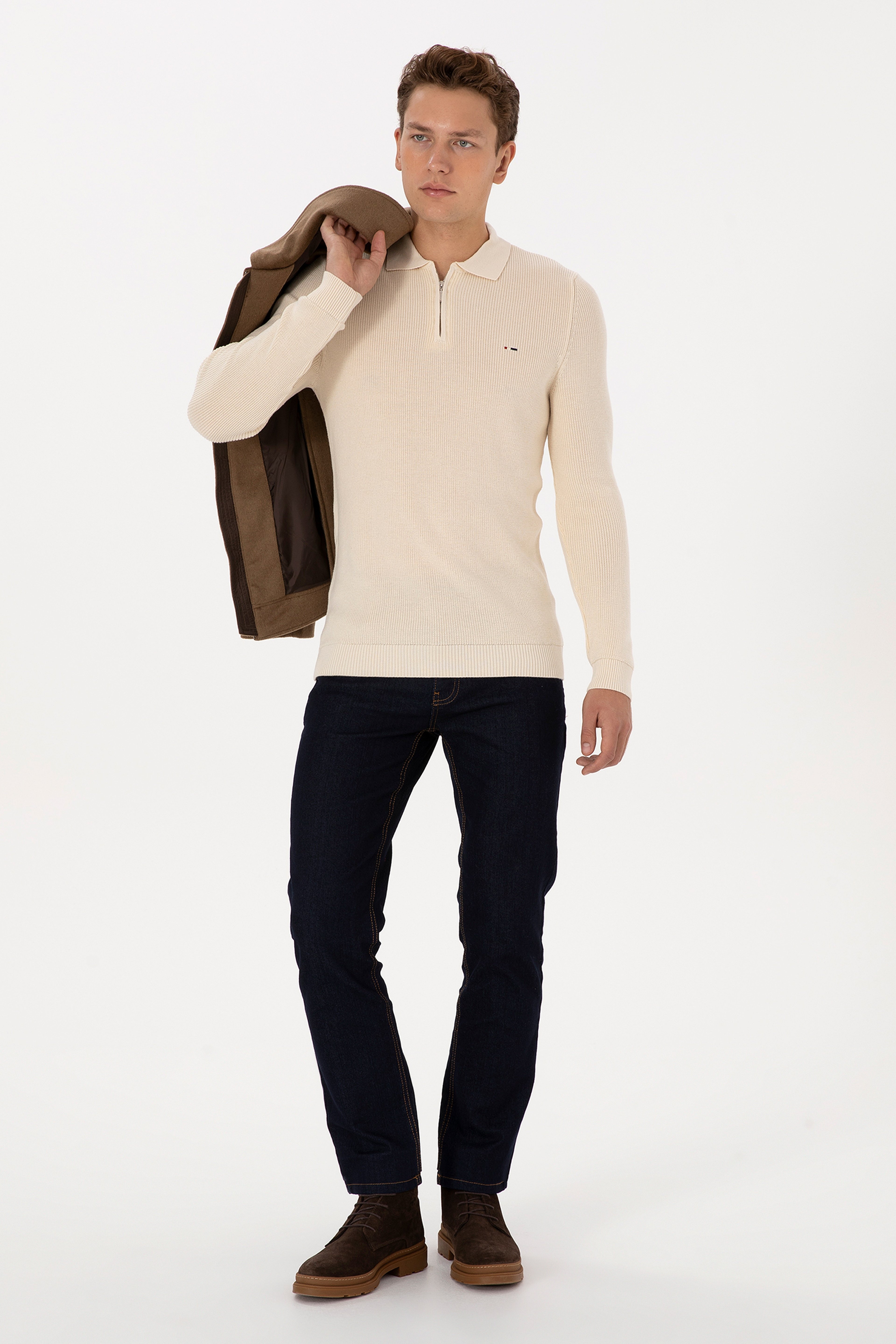 Erkek Regular Fit Yarım Fermuarlı Krem Basic Kazak - Image 4