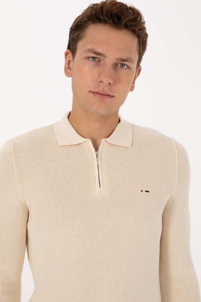 Erkek Regular Fit Yarım Fermuarlı Krem Basic Kazak