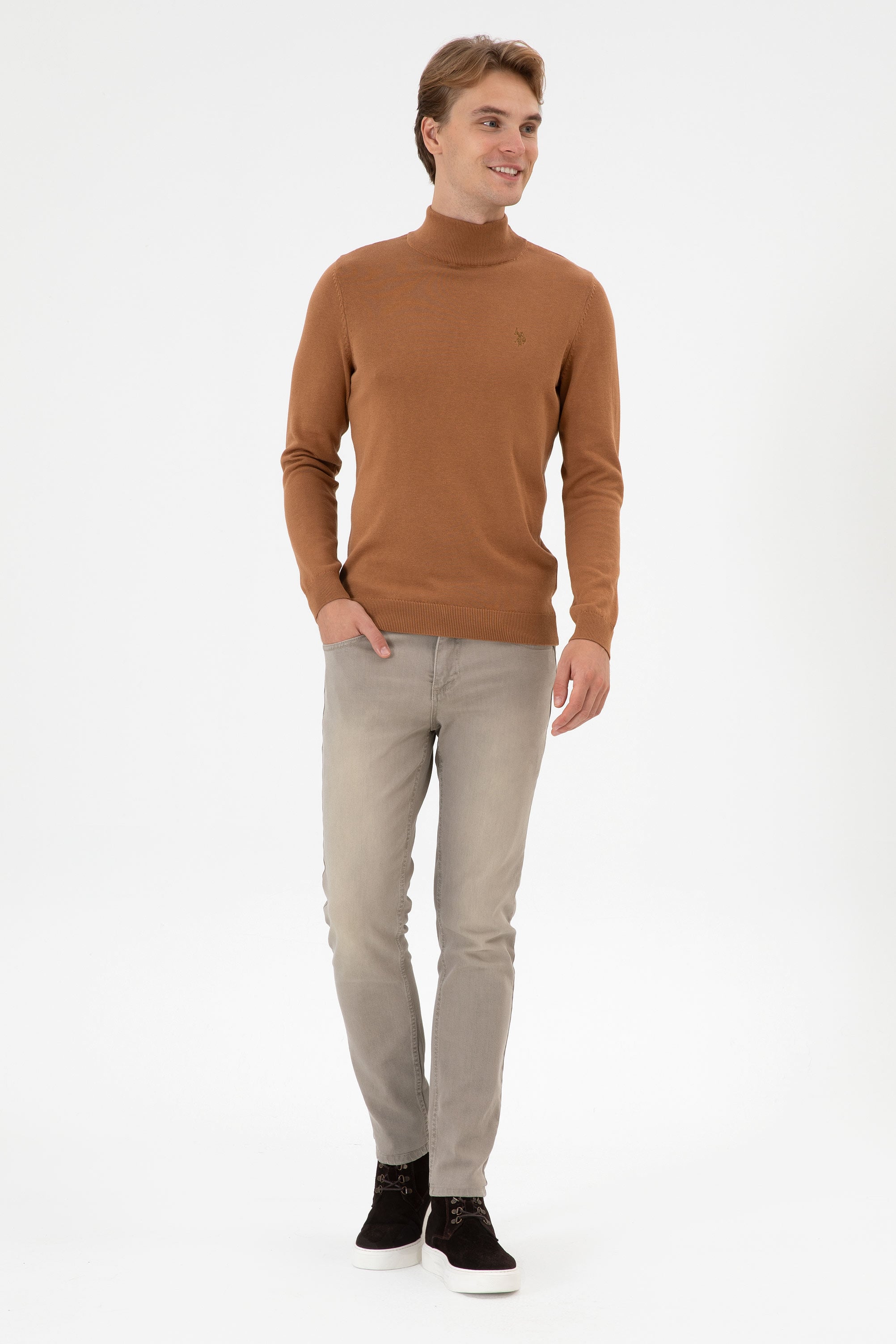 Erkek Slim Fit Boğazlı Camel Basic Kazak