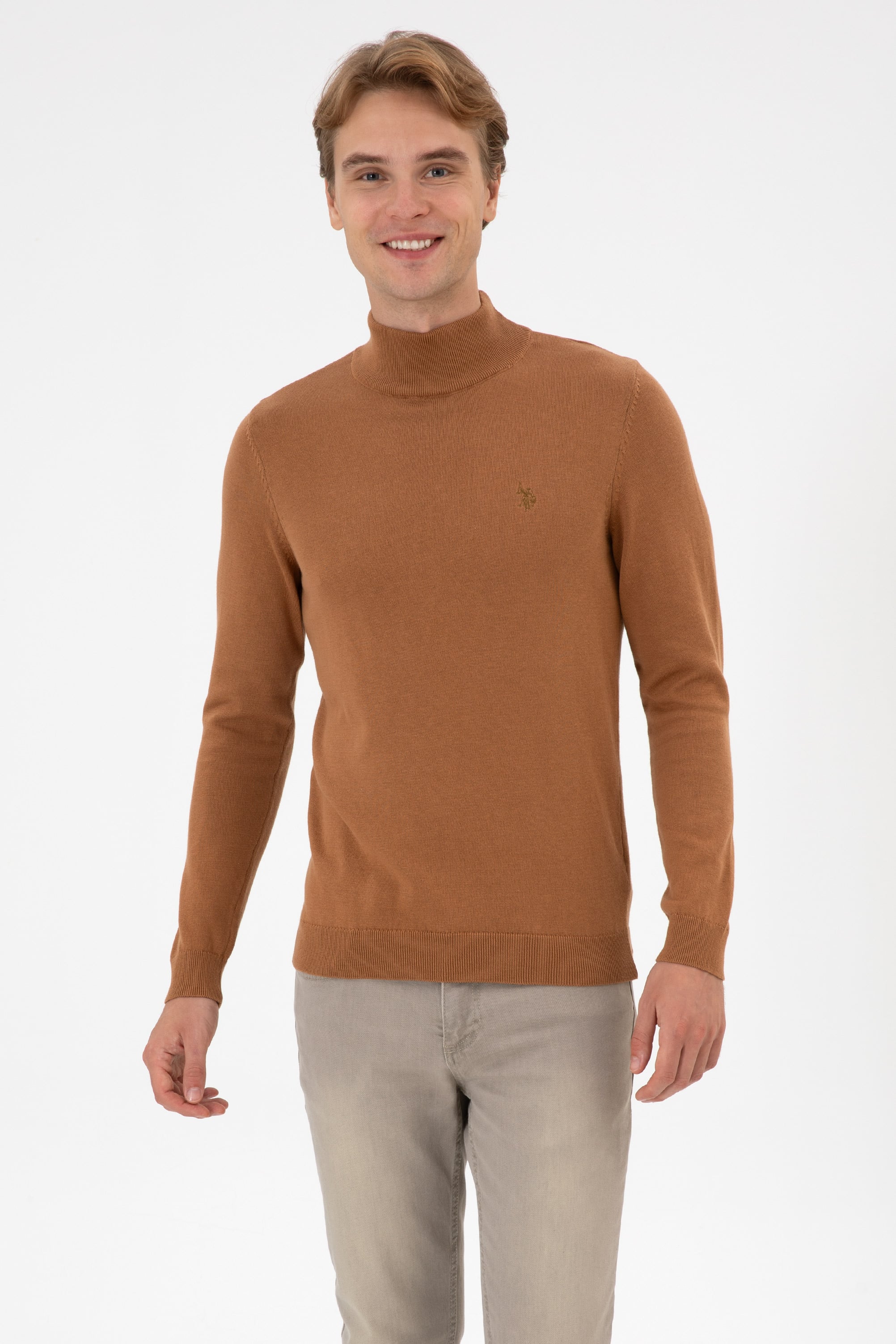 Erkek Slim Fit Boğazlı Camel Basic Kazak - Image 1