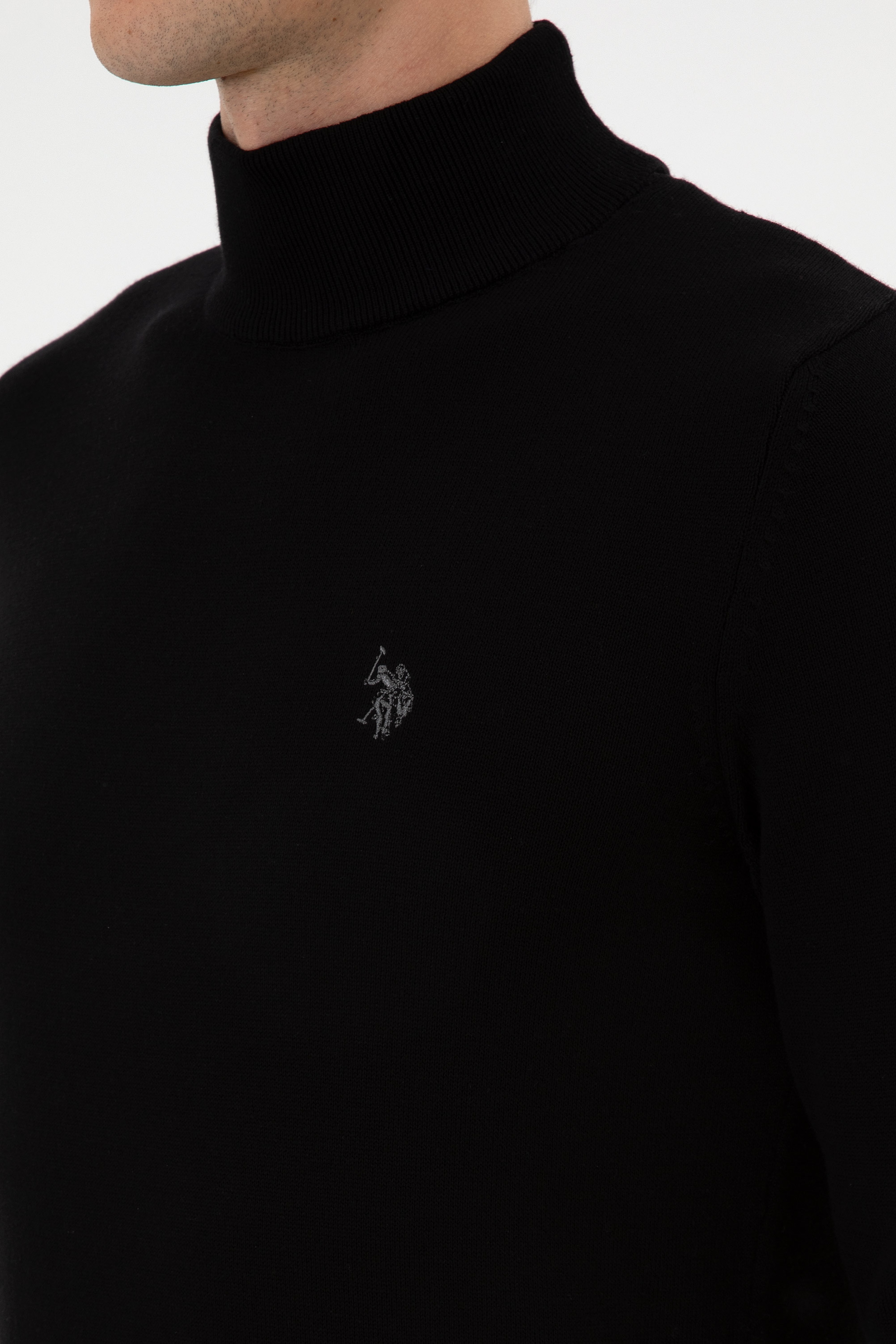 Erkek Slim Fit Boğazlı Siyah Basic Kazak