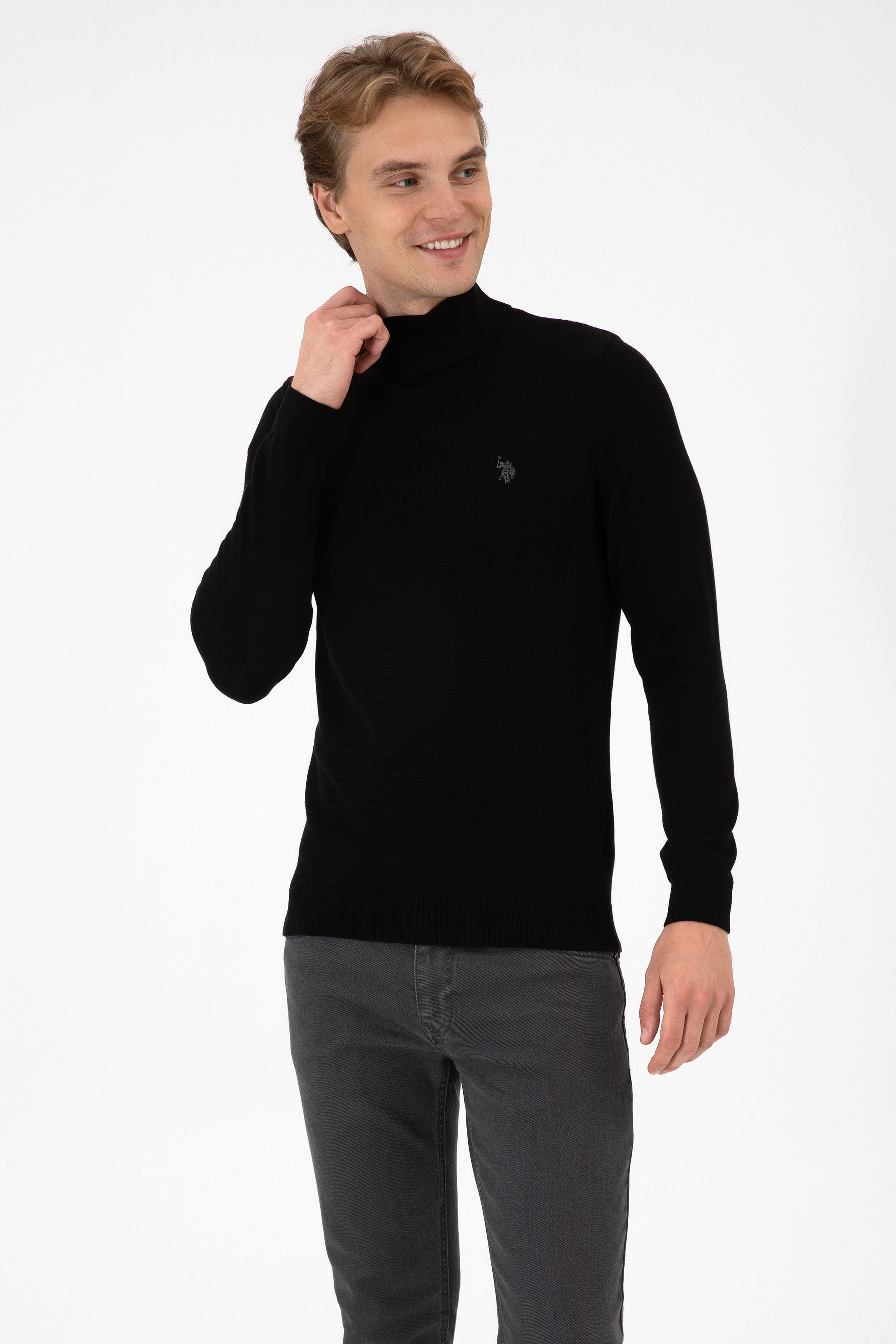 Erkek Slim Fit Boğazlı Siyah Basic Kazak - Image 3
