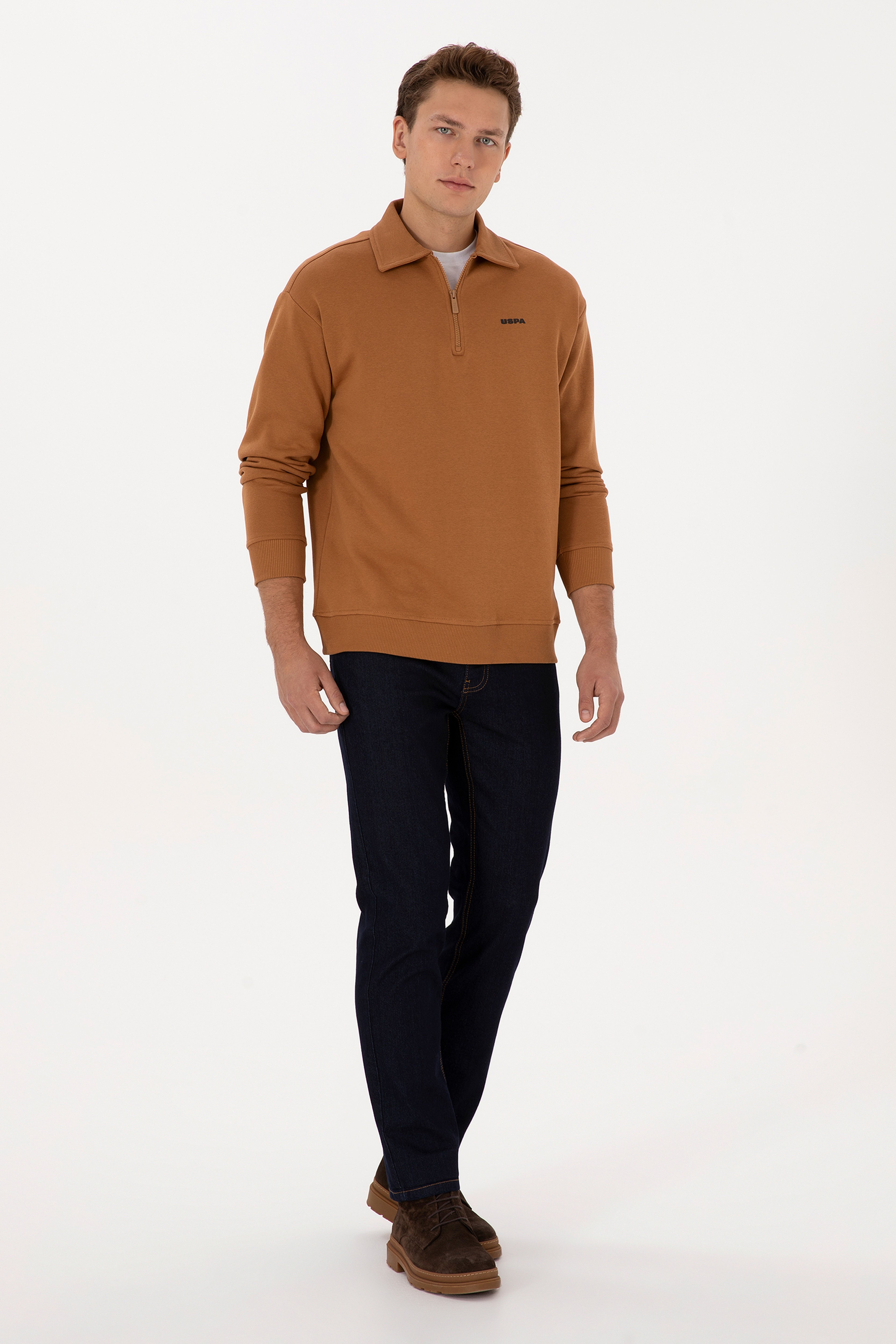 Erkek Regular Fit Yarım Fermuarlı Şardonlu Polo Yaka Camel Basic Sweatshirt - Image 4