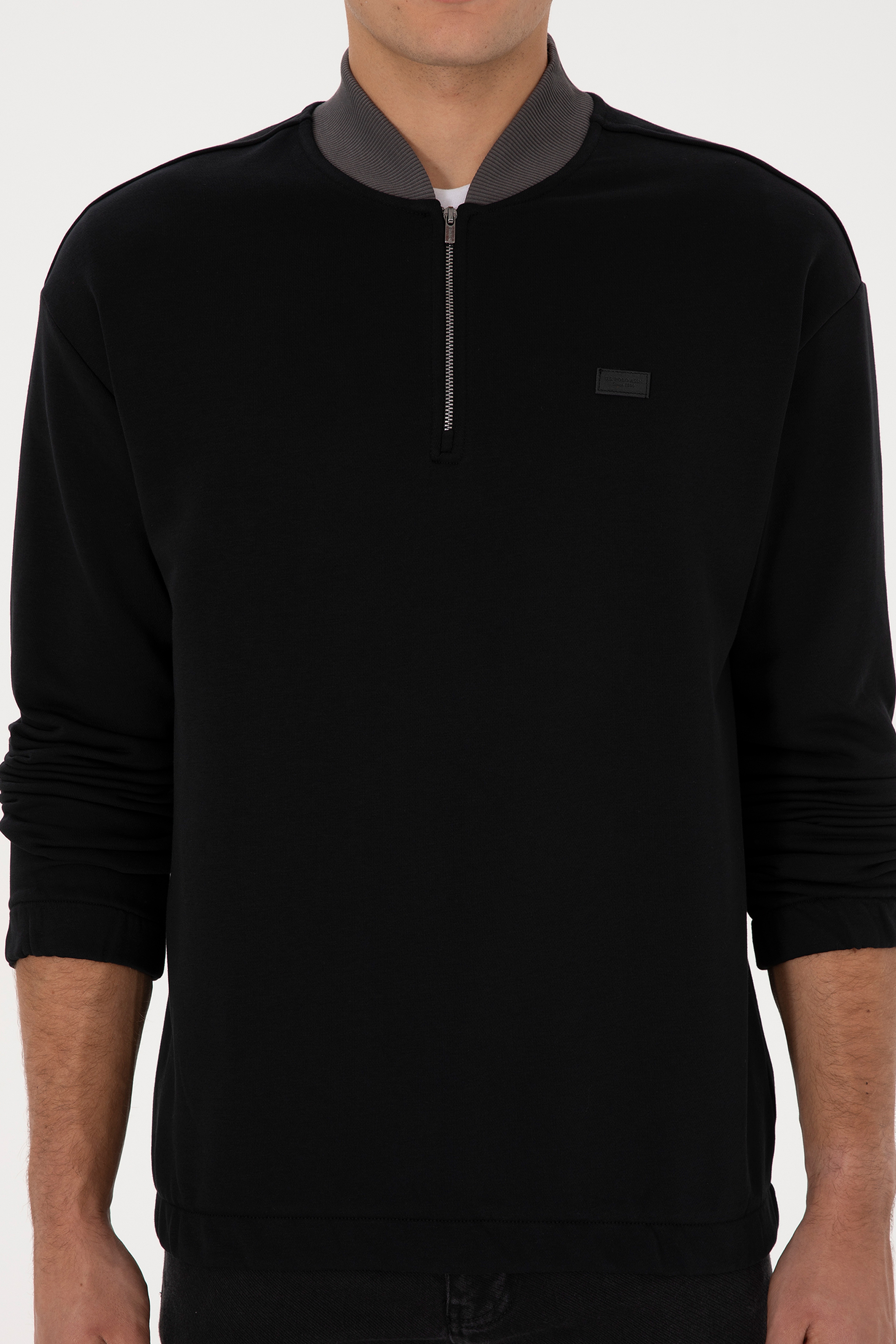 Erkek Comfort Fit Yarım Fermuarlı Siyah Sweatshirt