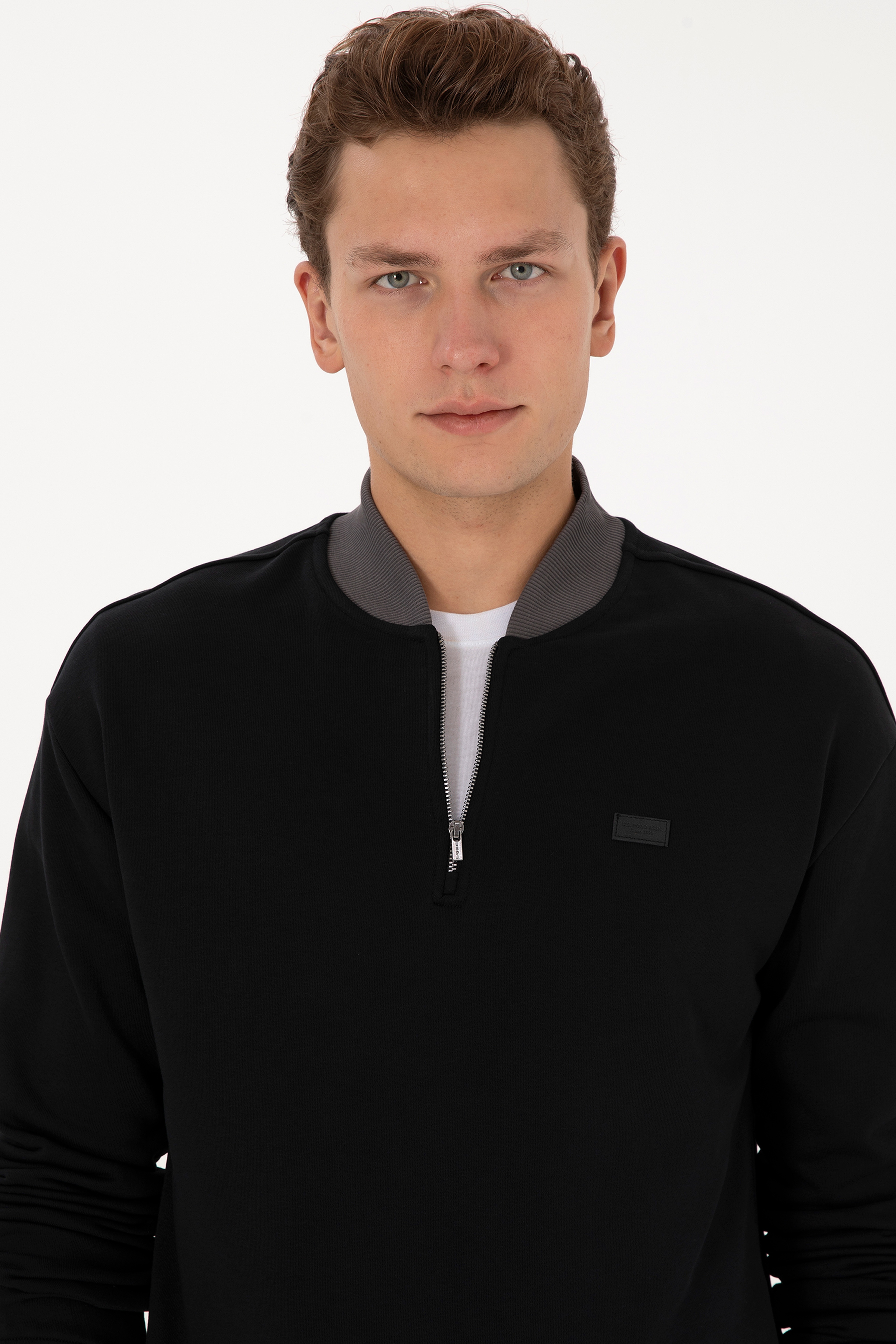 Erkek Comfort Fit Yarım Fermuarlı Siyah Sweatshirt - Image 2