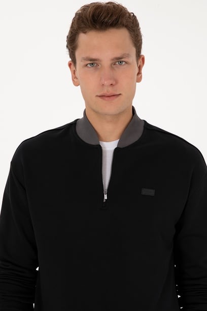 Erkek Comfort Fit Yarım Fermuarlı Siyah Sweatshirt