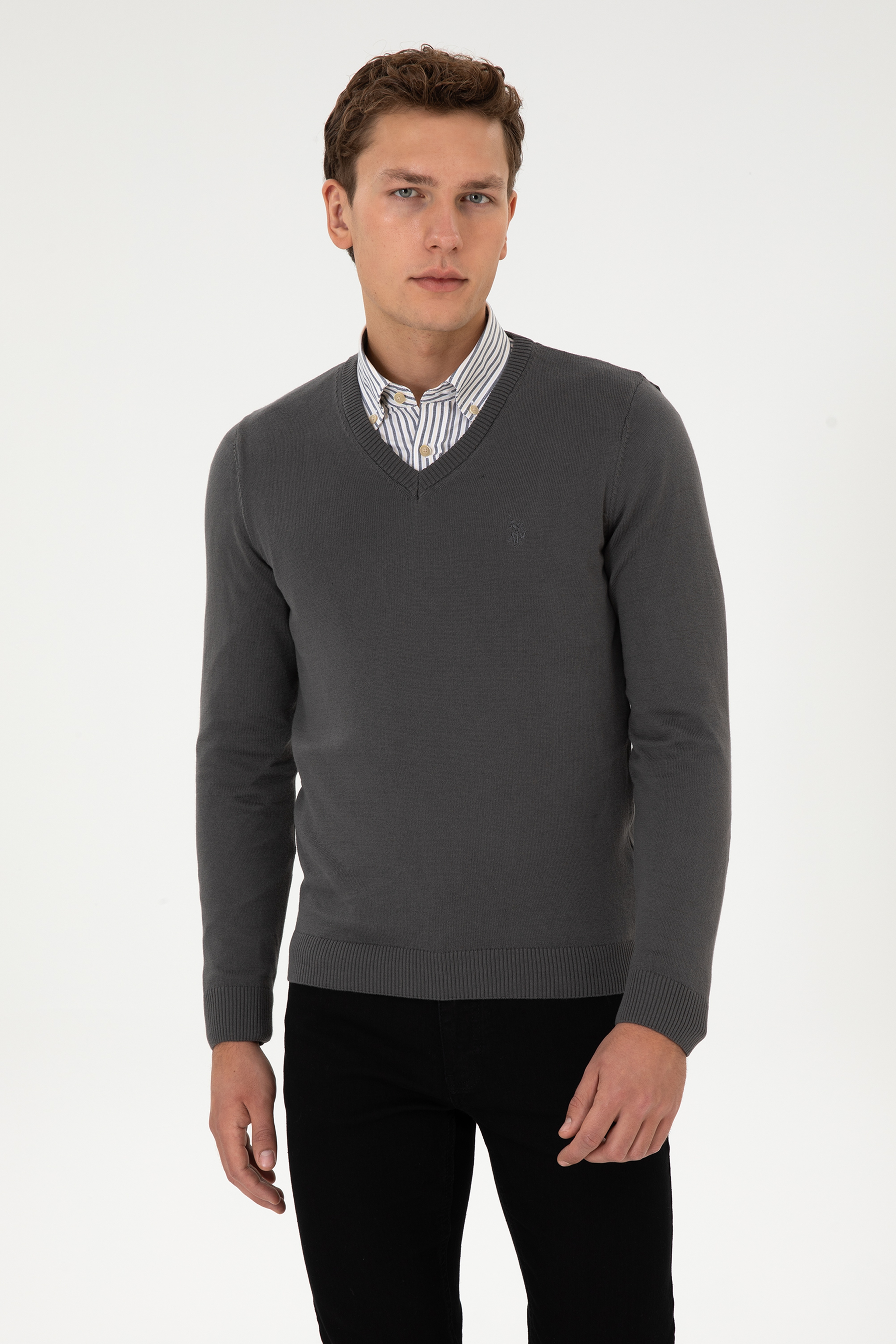 Erkek Slim Fit V Yaka Gri Basic Triko Kazak