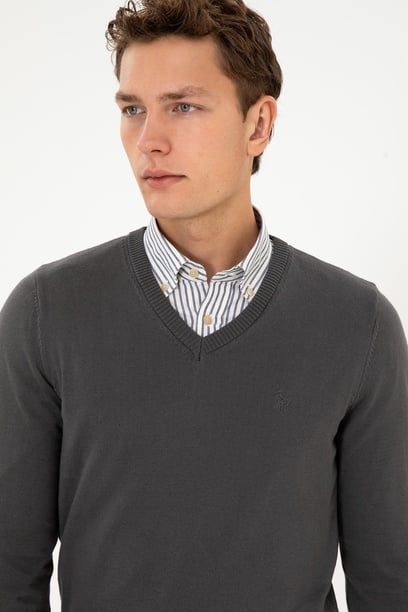 Erkek Slim Fit V Yaka Gri Basic Triko Kazak