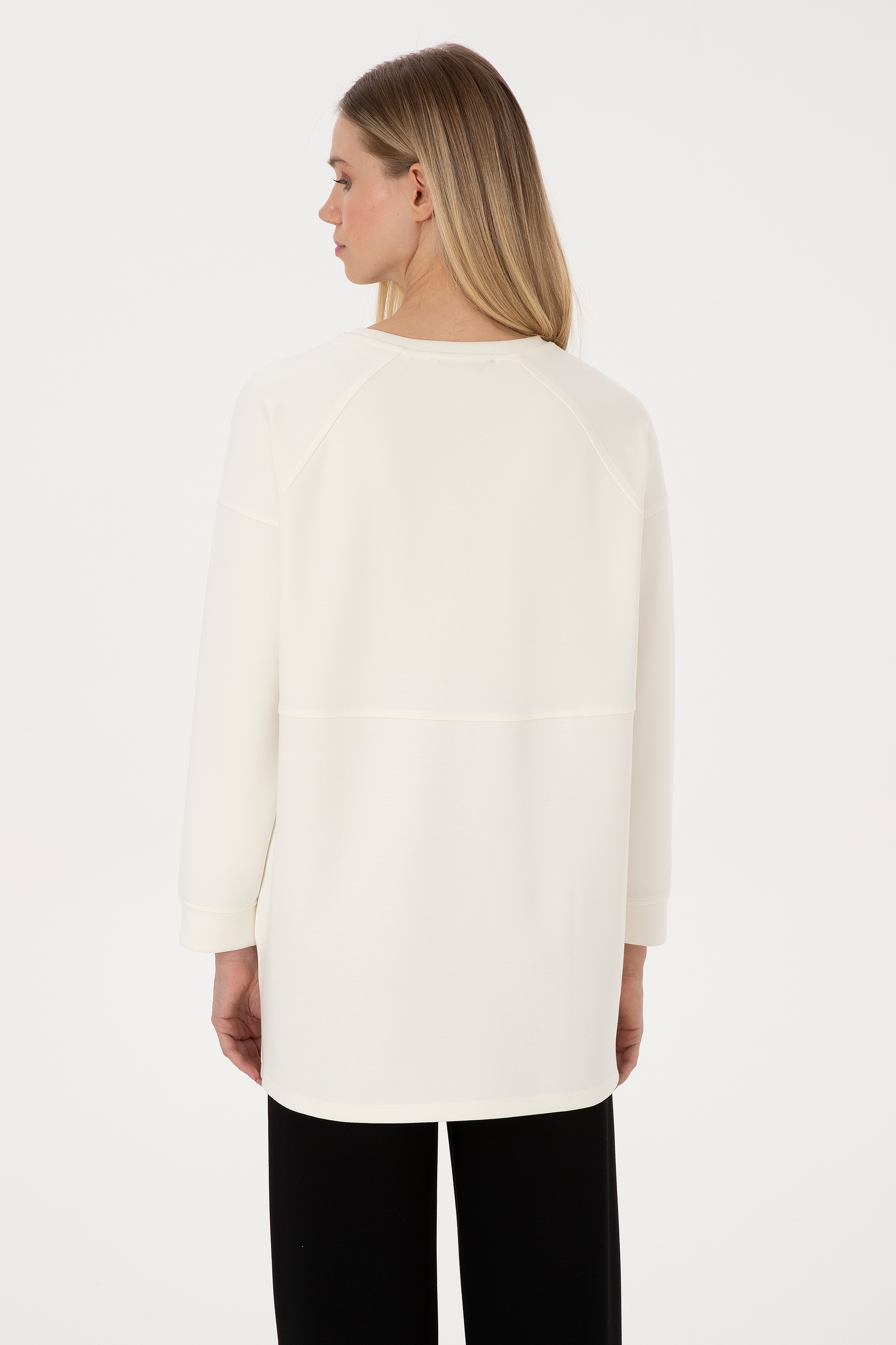 Kadın Krem Uzun Bisiklet Yaka Sweatshirt