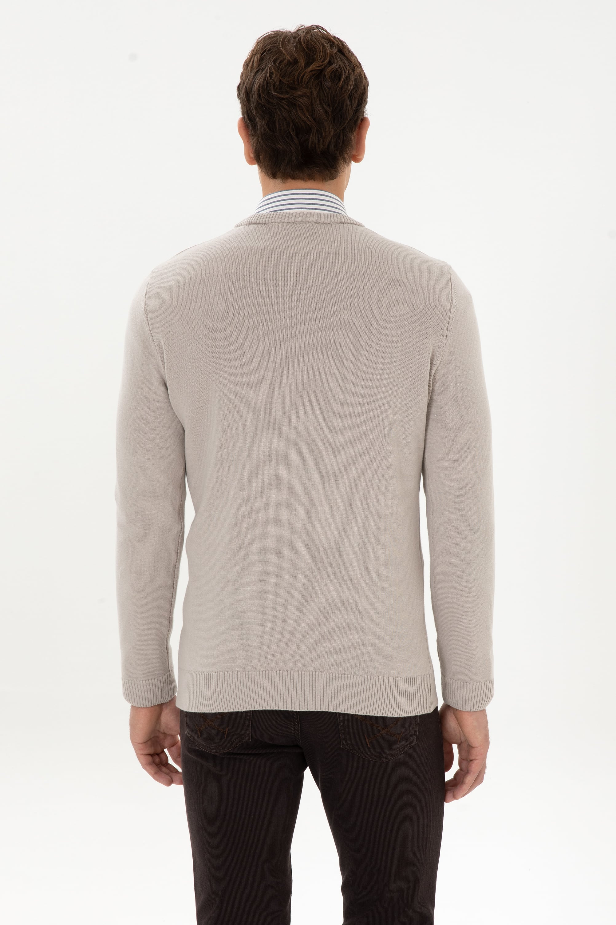 Erkek Slim Fit V Yaka Taş Basic Kazak