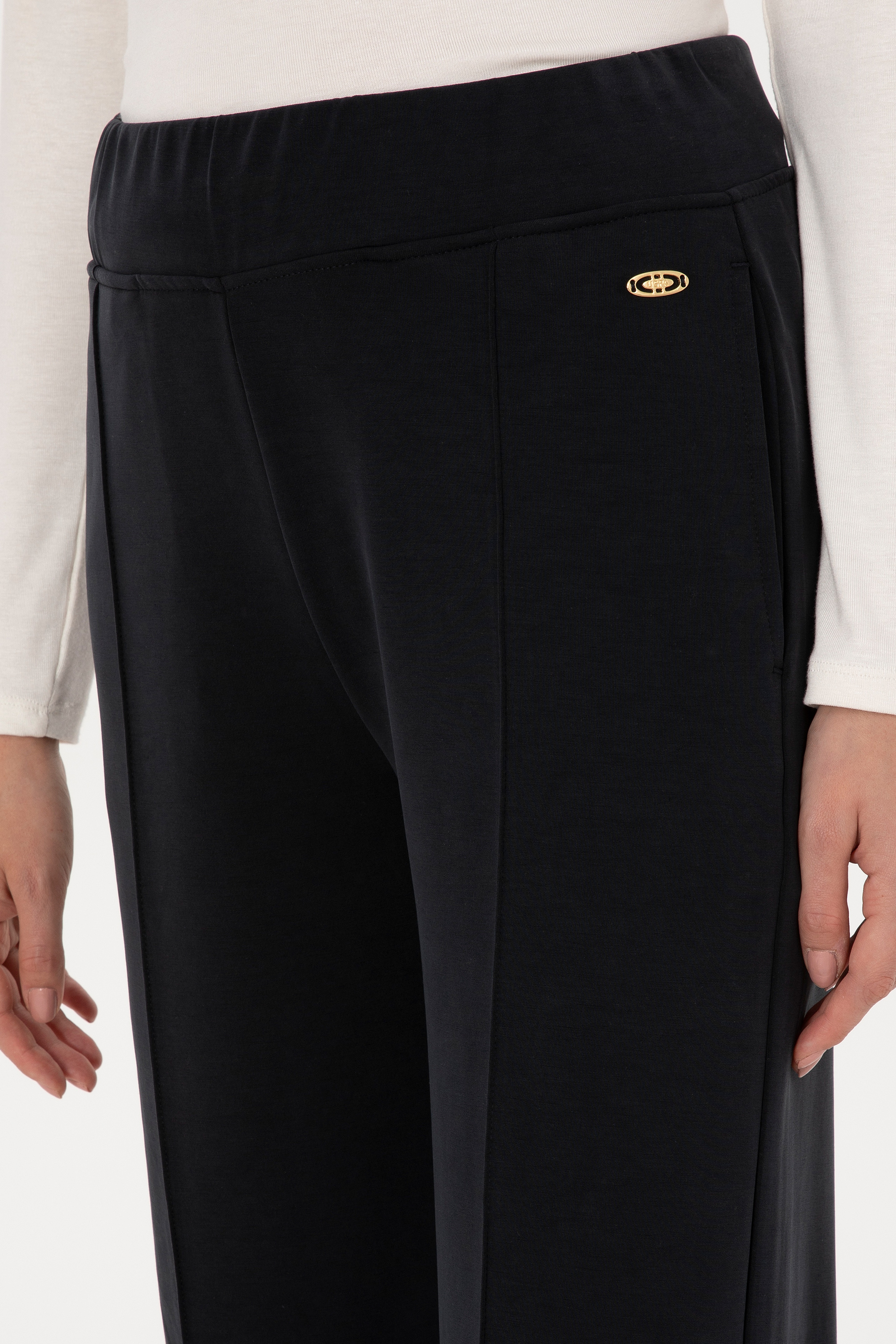 Kadın Siyah Modal Karışımlı Loose Fit Eşofman Altı