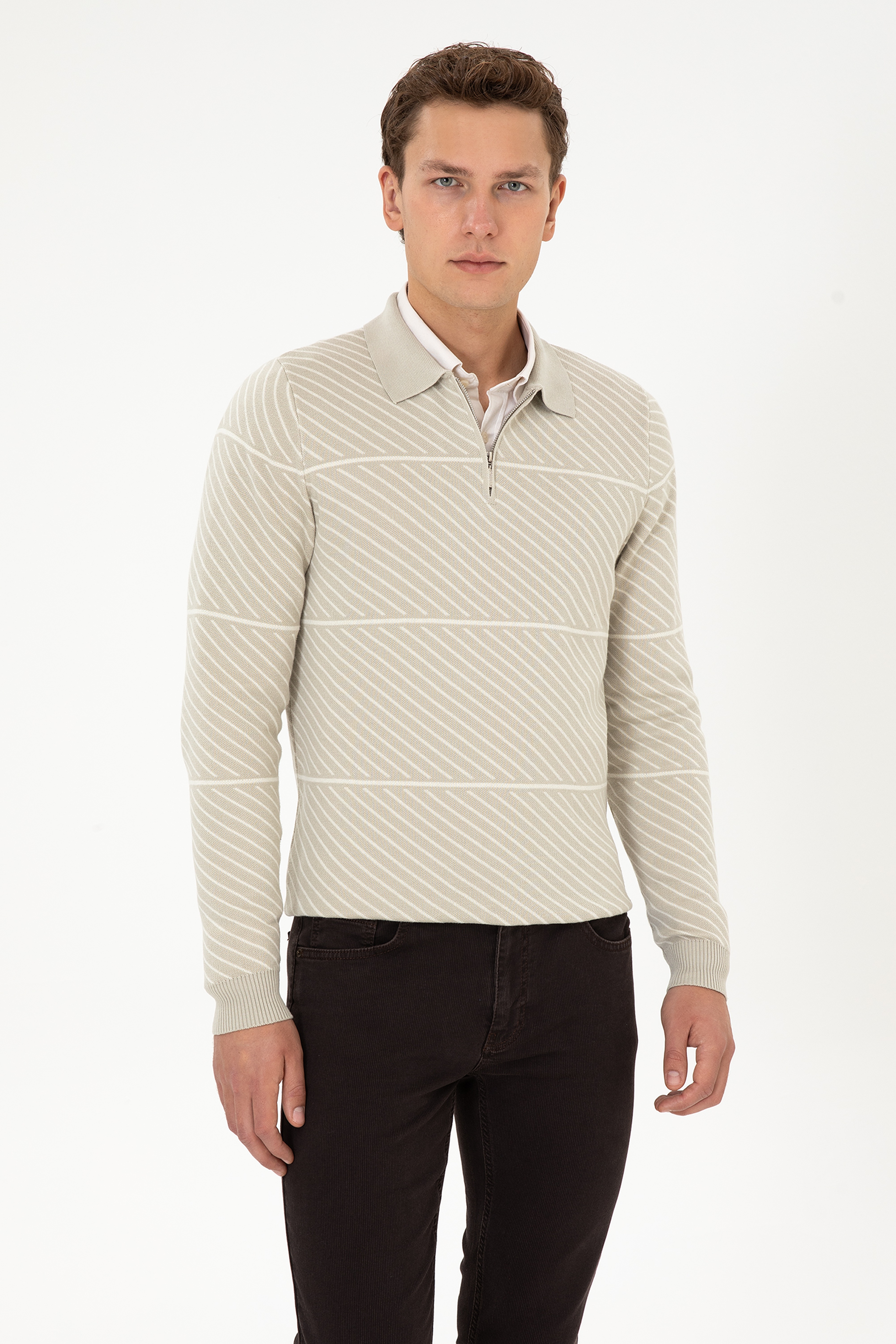 Erkek Slim Fit Yarım Fermuarlı Polo Yaka Açık Haki Kazak - Image 3