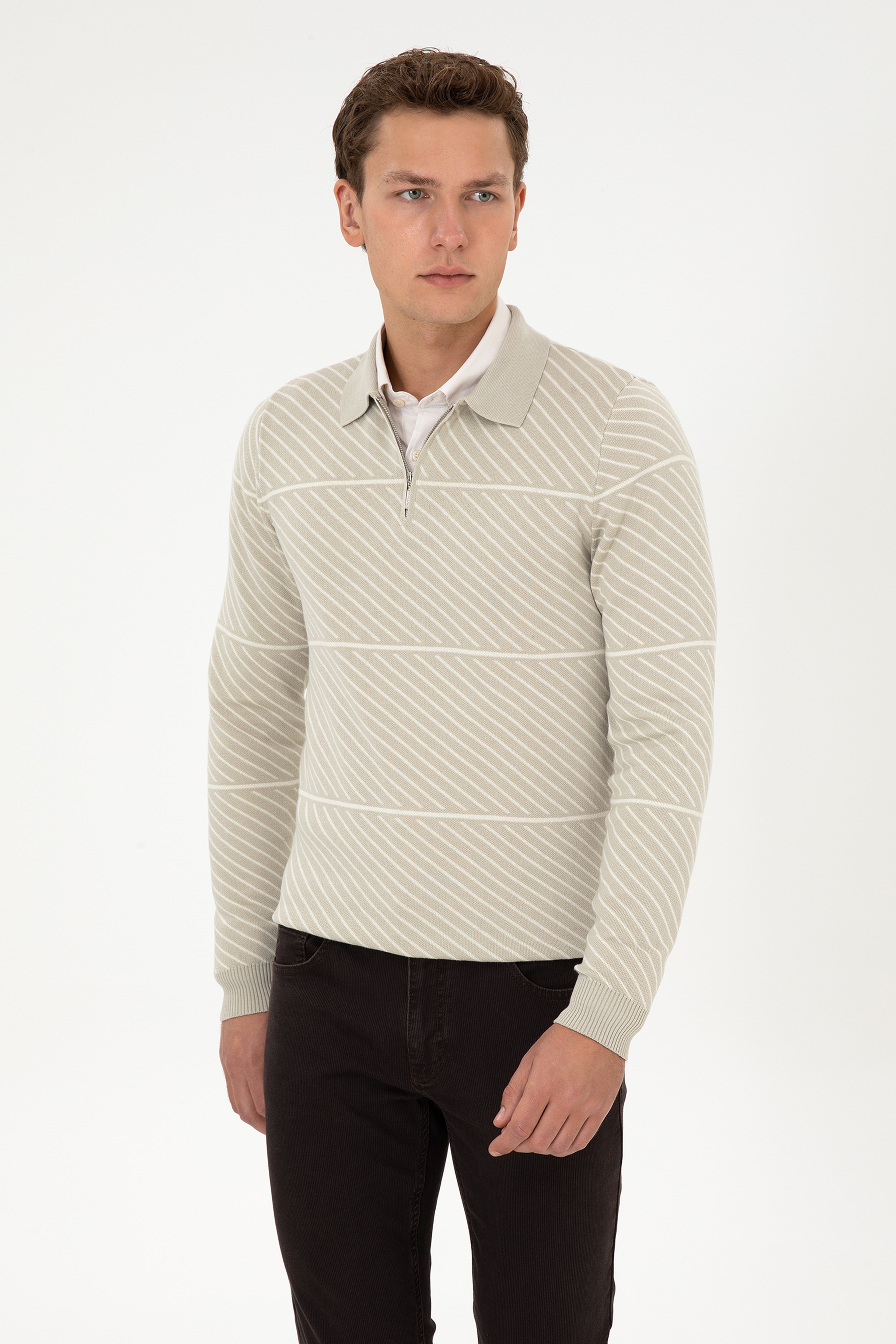 Erkek Slim Fit Yarım Fermuarlı Polo Yaka Açık Haki Kazak