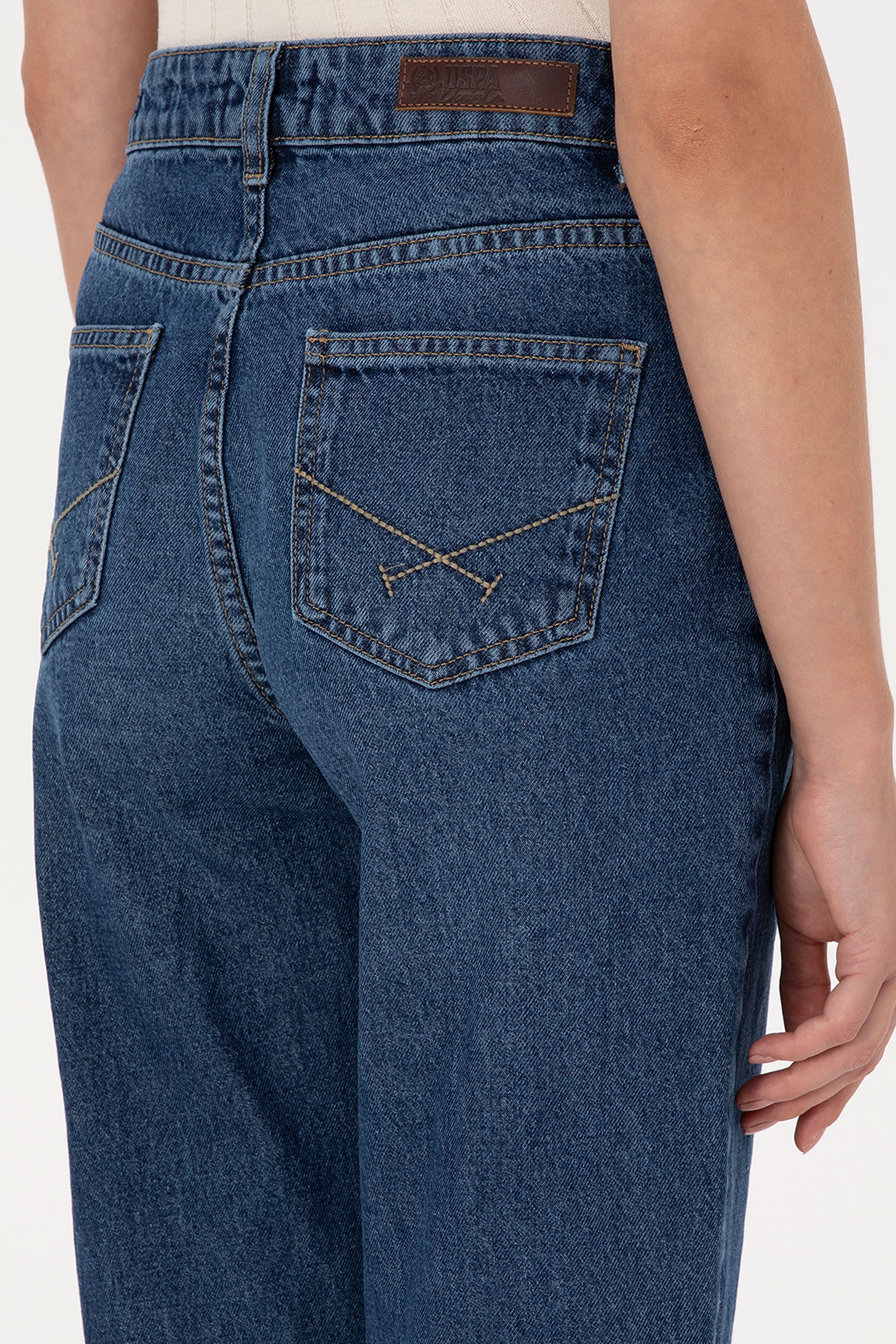 Kadın Mavi Jean Straight Fit Pantolon - Image 6