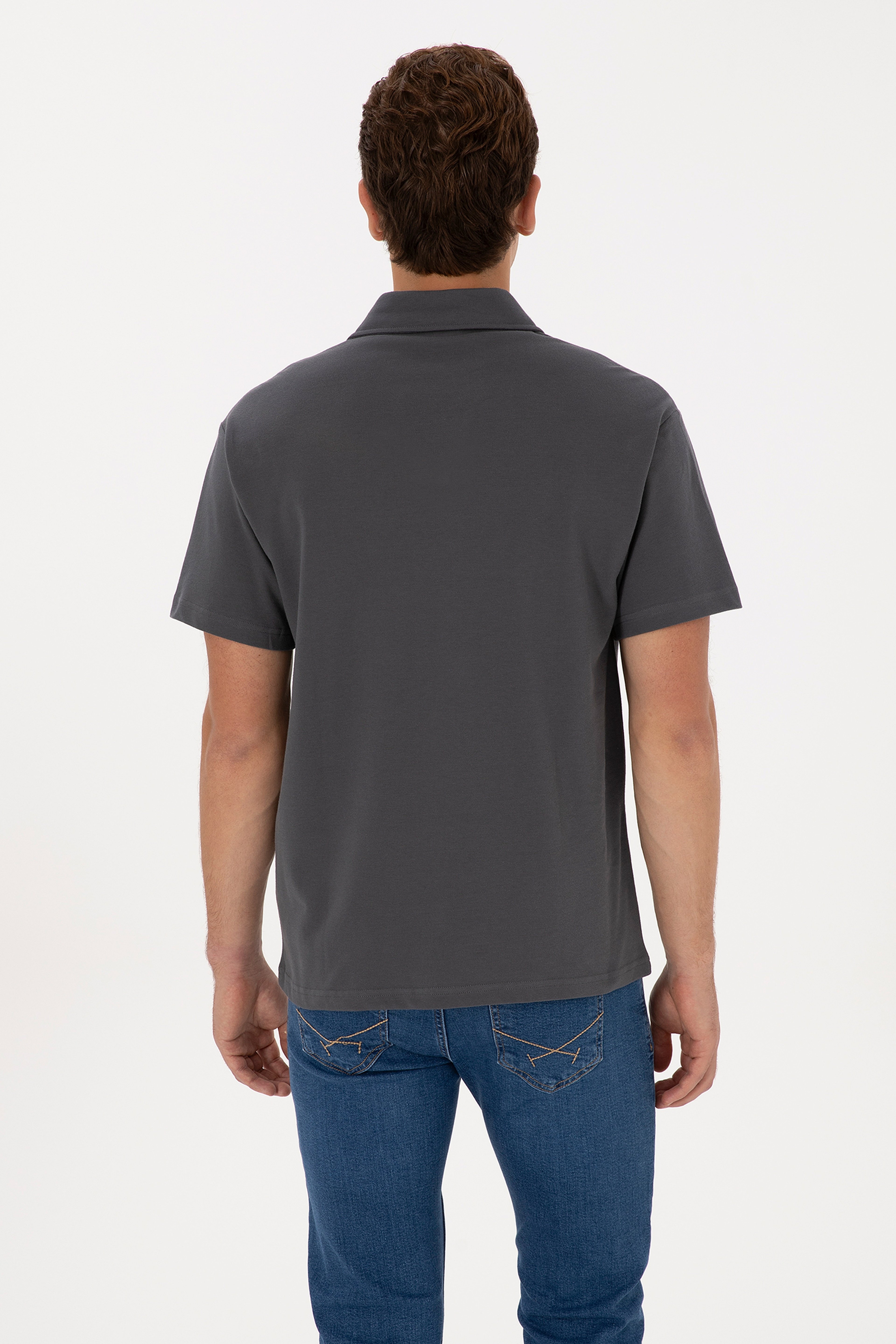 Erkek Comfort Fit Kaçık Yaka Gri Tişört - Image 5