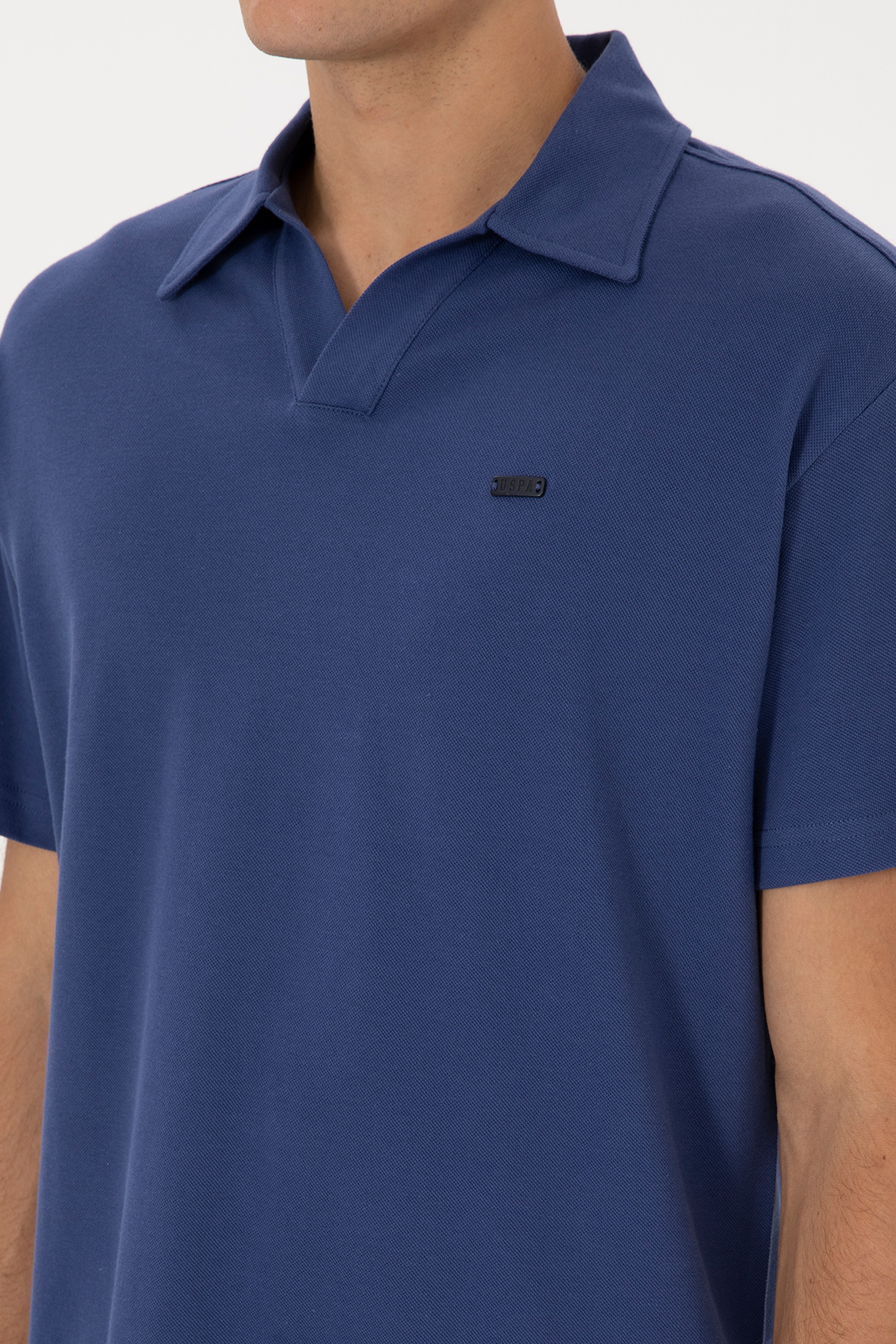 Erkek Comfort Fit Kaçık Yaka İndigo Tişört - Image 7
