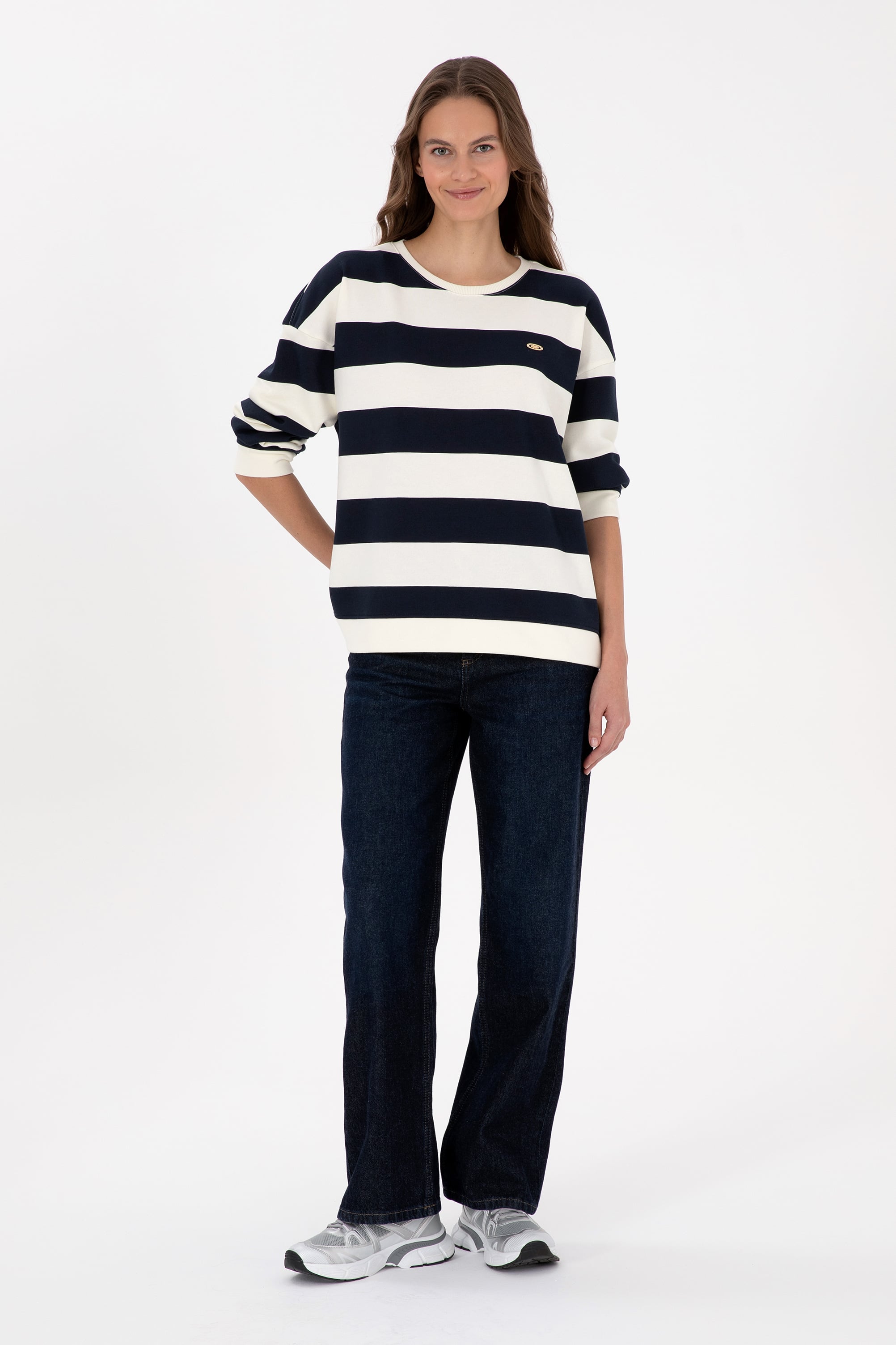 Kadın Lacivert Çizgili Bisiklet Yaka Sweatshirt - Image 4