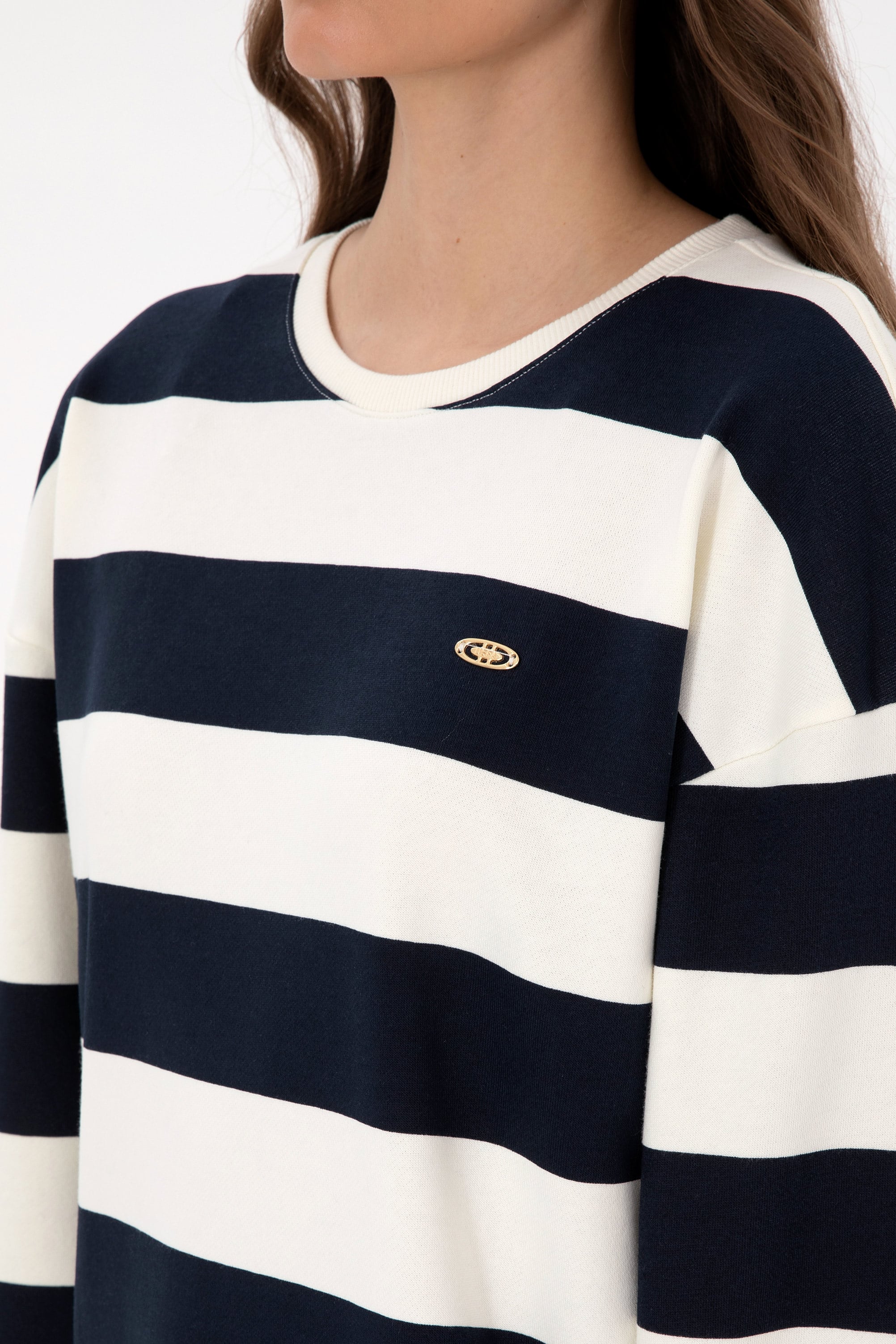 Kadın Lacivert Çizgili Bisiklet Yaka Sweatshirt - Image 7