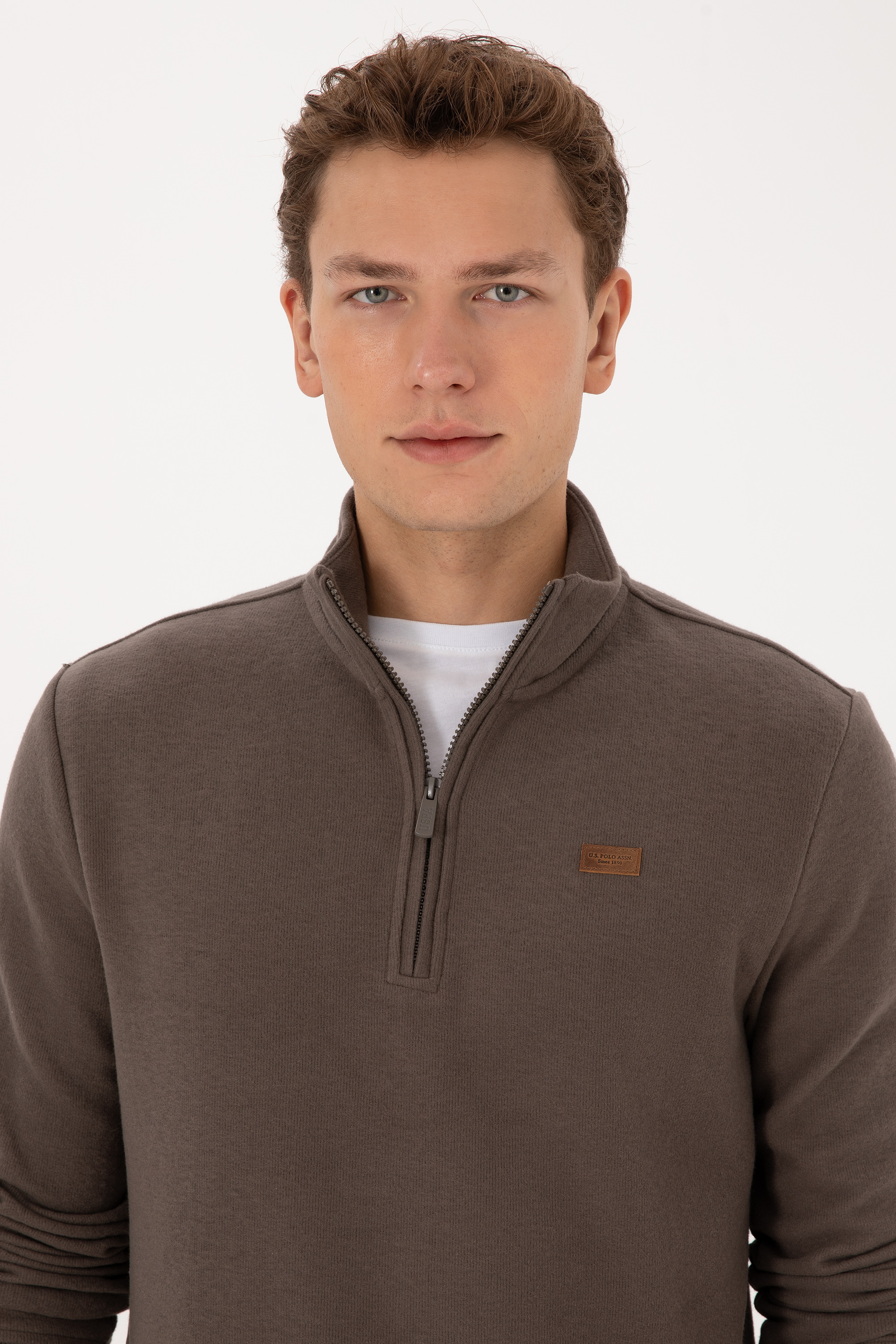 Erkek Regular Fit Yarım Fermuarlı Şardonlu Polo Yaka Vizon Basic Sweatshirt