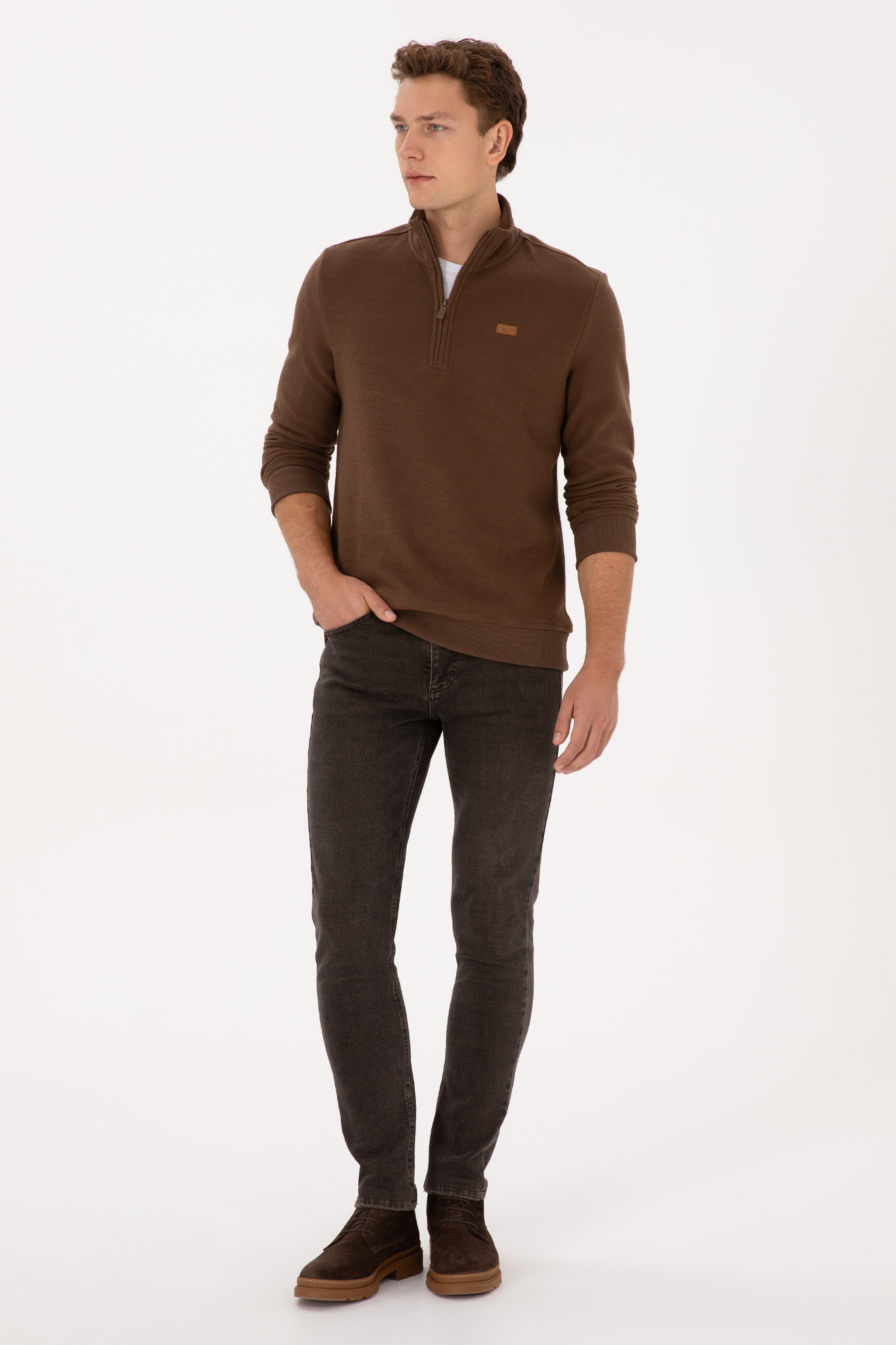 Erkek Regular Fit Yarım Fermuarlı Şardonlu Polo Yaka Kahverengi Basic Sweatshirt - Image 4