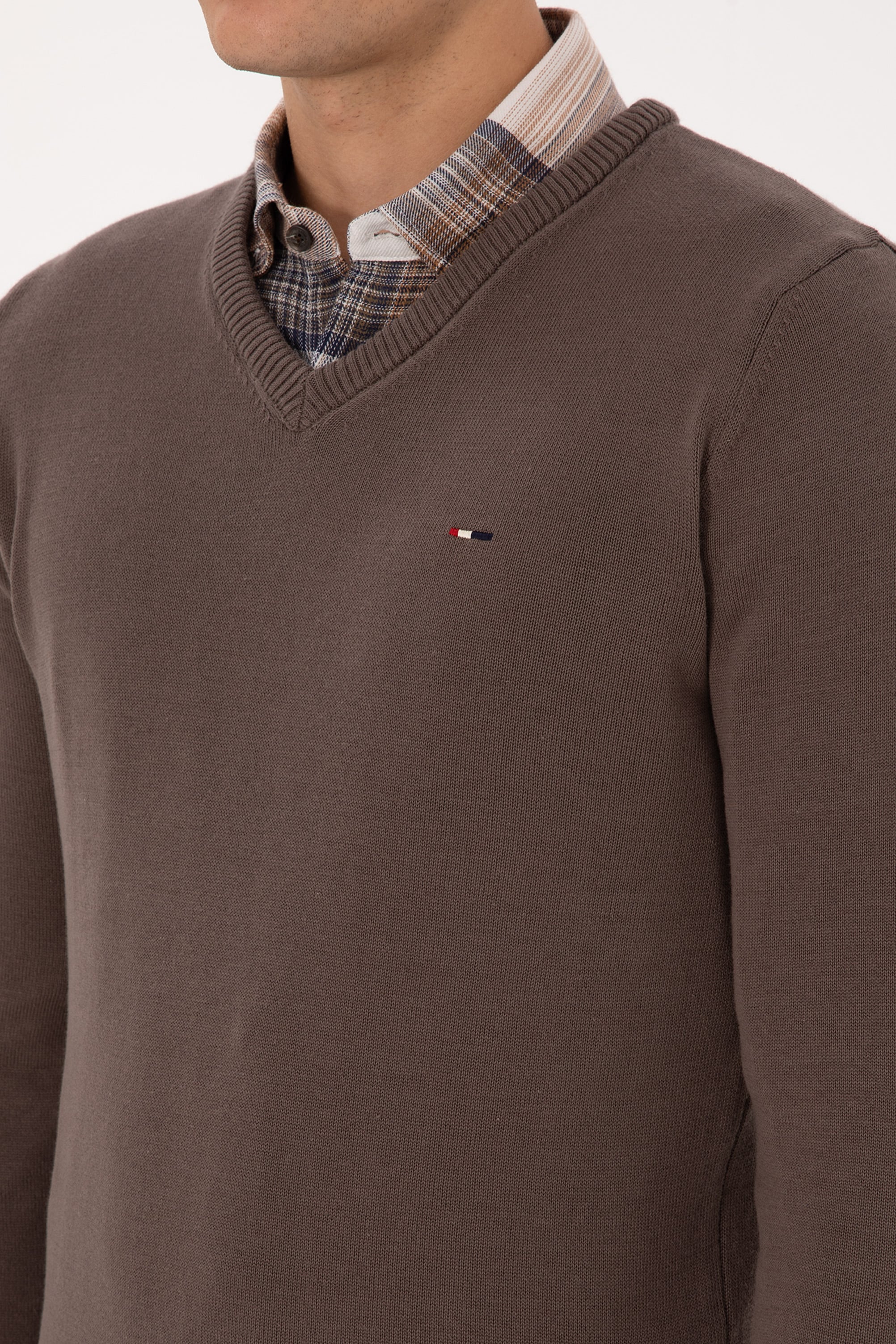 Erkek Slim Fit V Yaka Vizon Basic Kazak