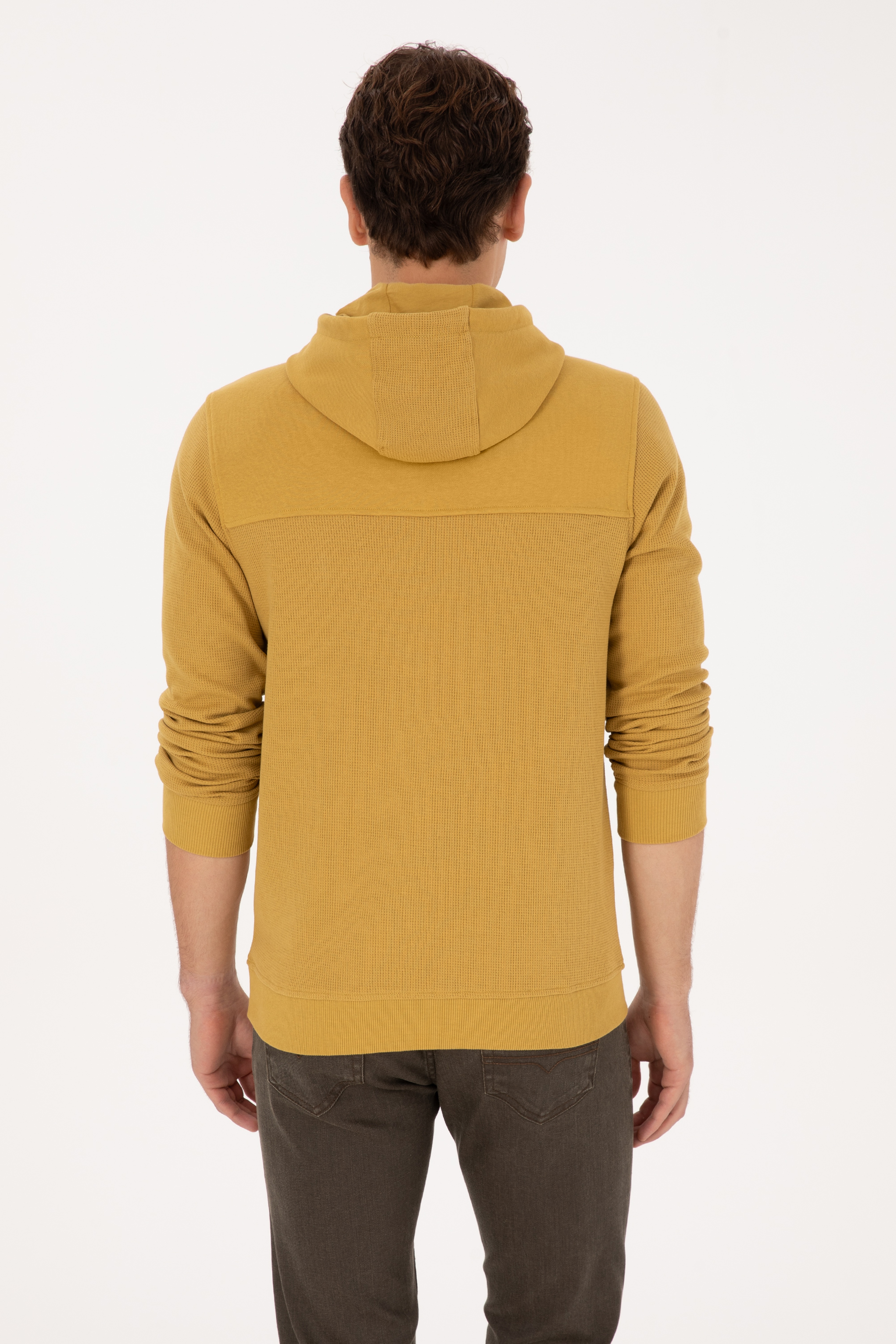 Erkek Regular Fit Kapüşonlu Petek Dokulu Hardal Sweatshirt - Image 5